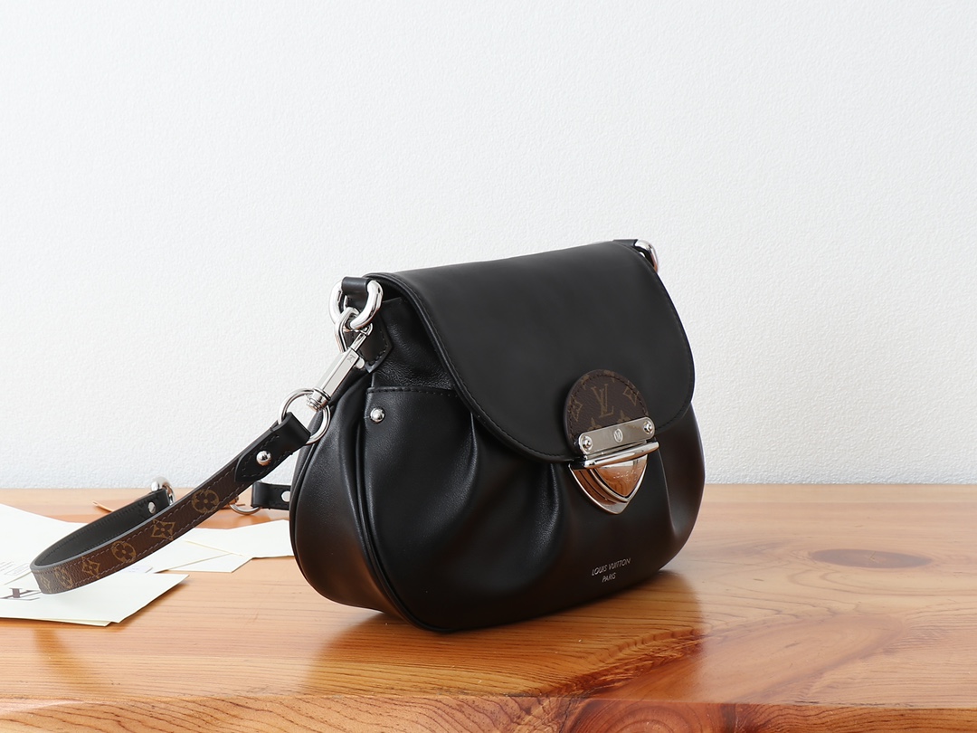 Louis Vuitton Sunset Vibe Crossbody Bag - Image 2