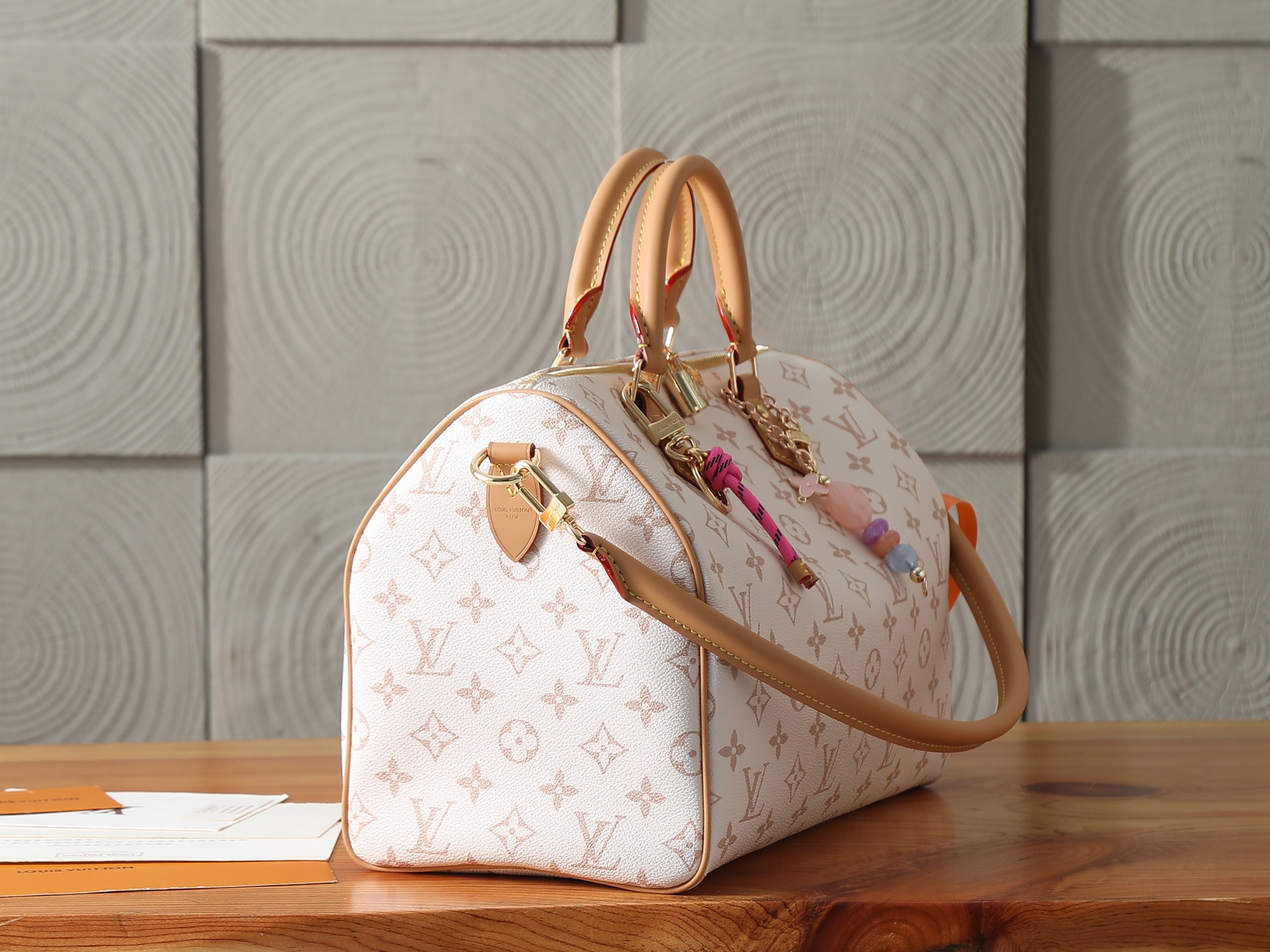 Louis Vuitton Speedy Soft 30 Lucky Handbag - Image 2