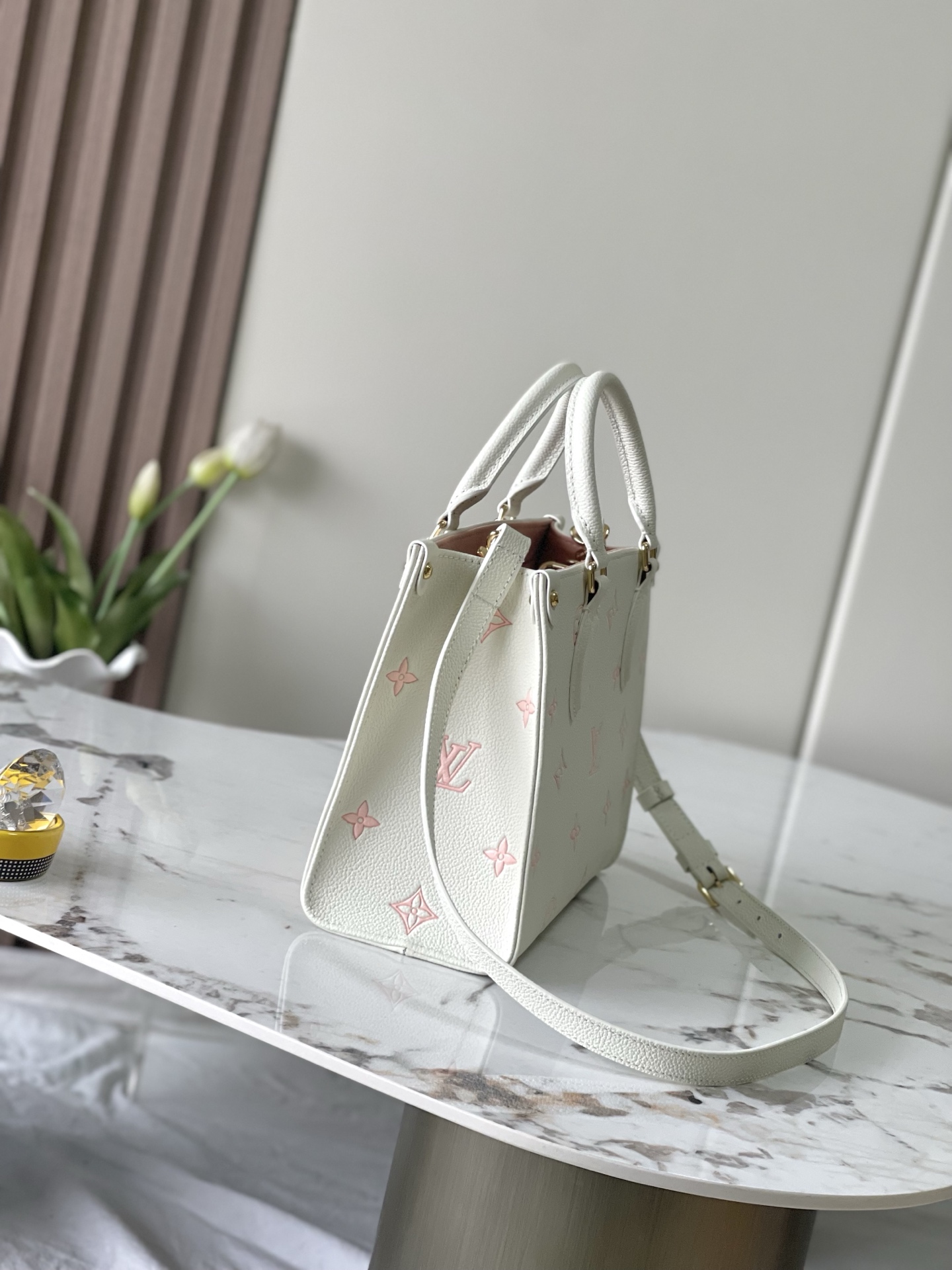 Louis Vuitton OnTheGo PM Tote Bag in Rose and Ivory Monogram Empreinte Leather - Image 2