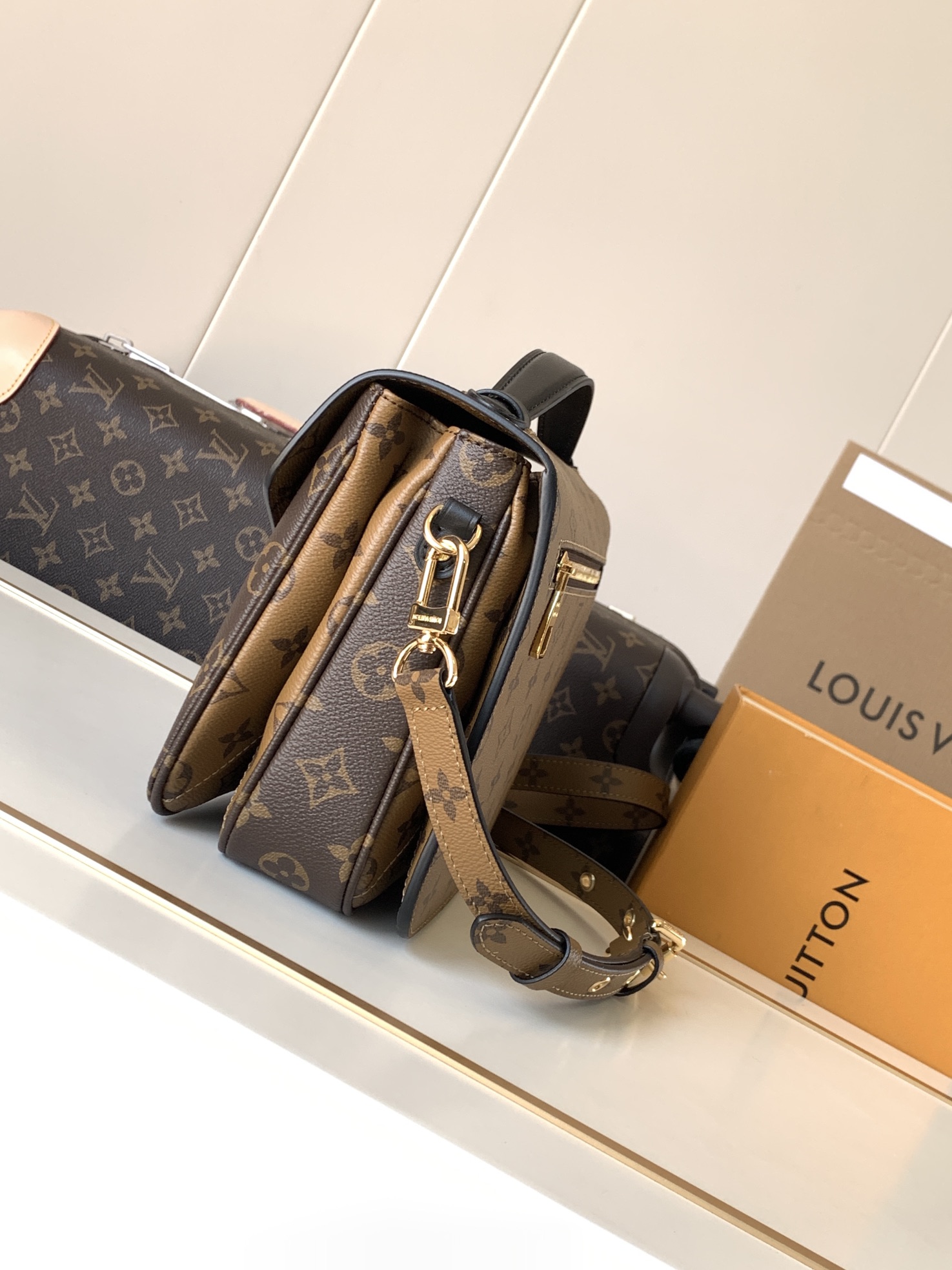 Louis Vuitton Pochette Metis Monogram Shoulder Bag - Image 2