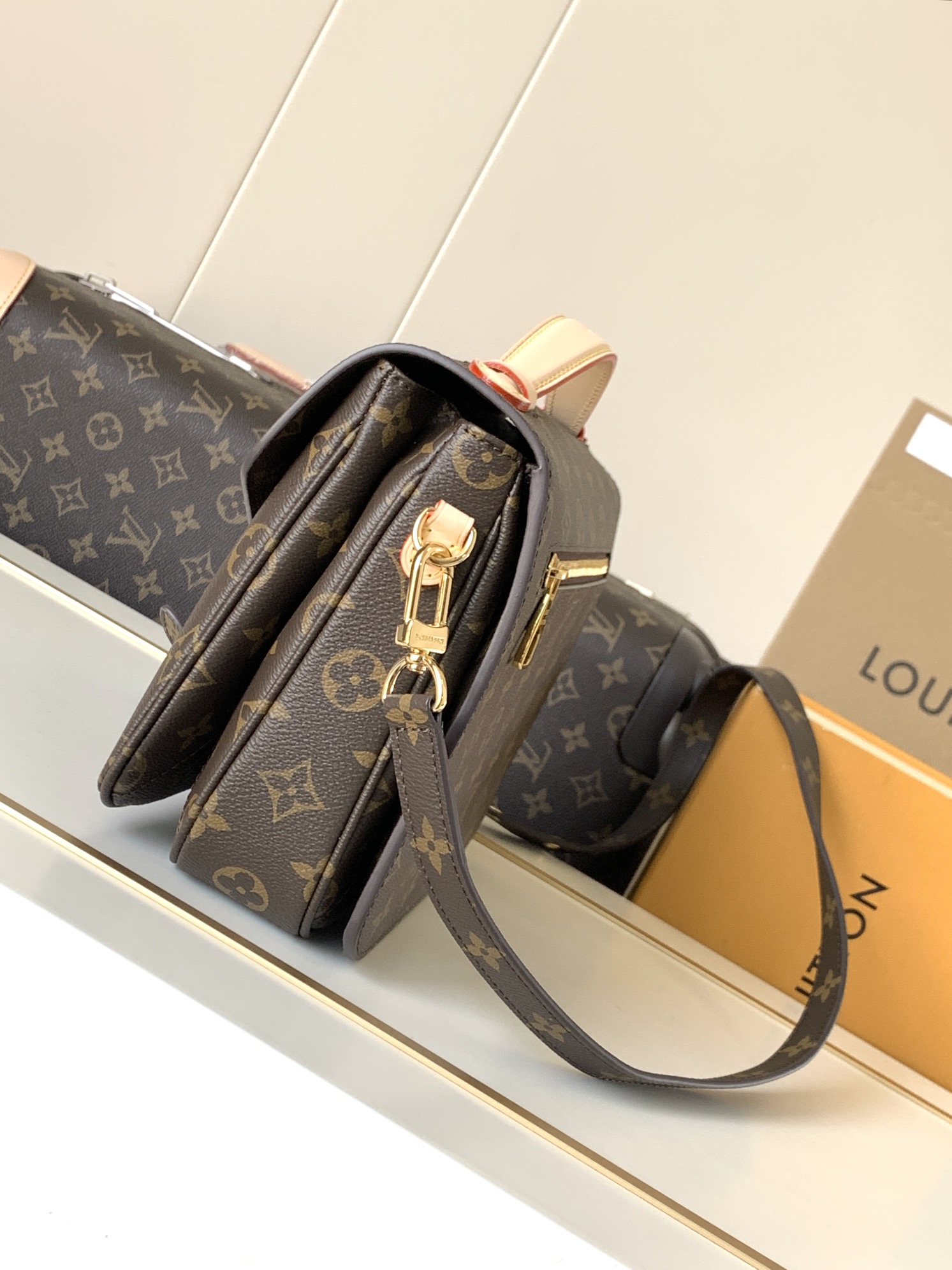 Louis Vuitton Pochette Metis Monogram Canvas Shoulder Bag - Image 2