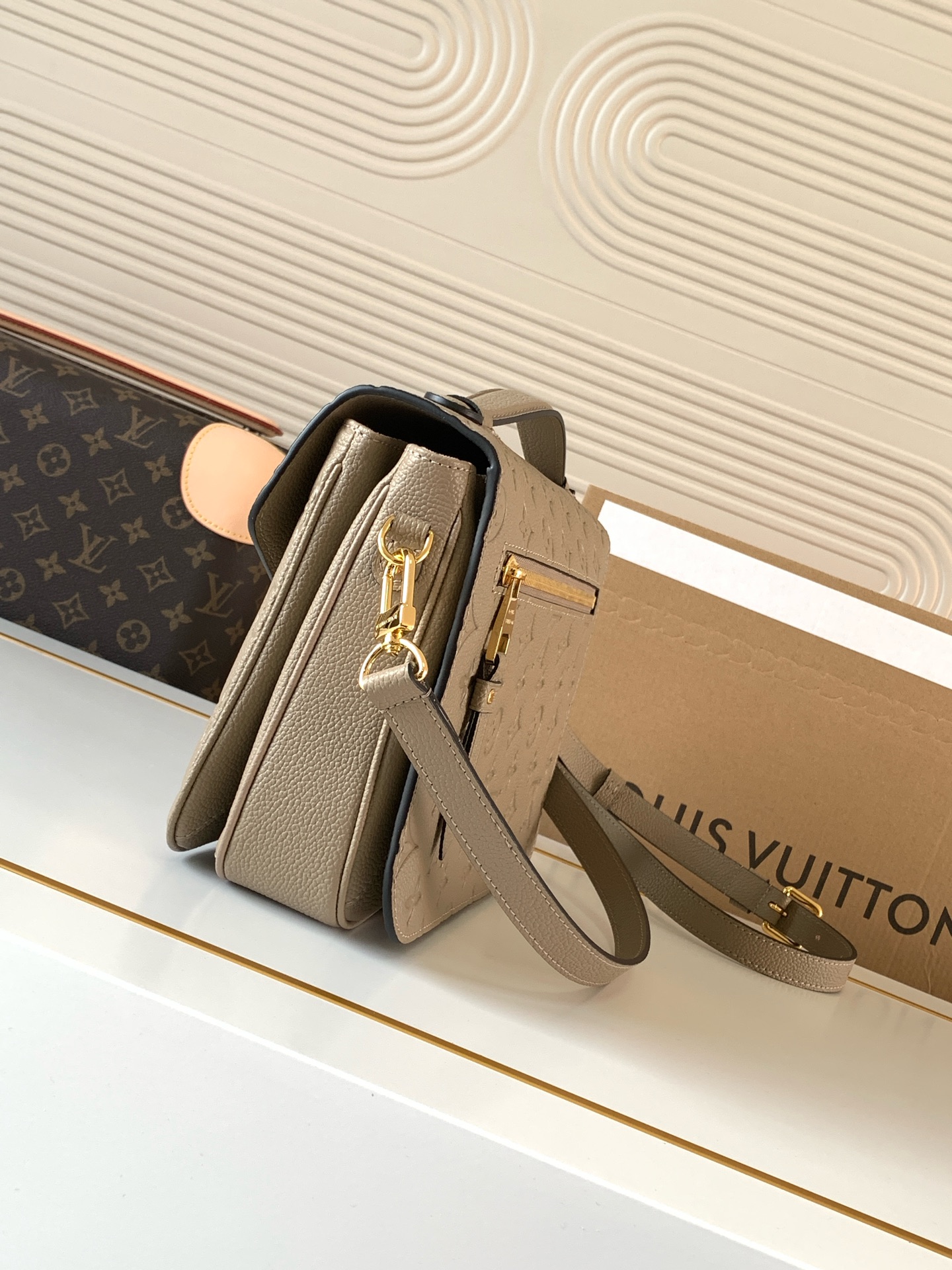 Louis Vuitton Pochette Metis Monogram Empreinte Leather Shoulder Bag - Image 2