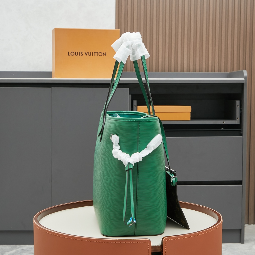 Louis Vuitton Neverfull MM Epi Leather Tote Bag - Image 2