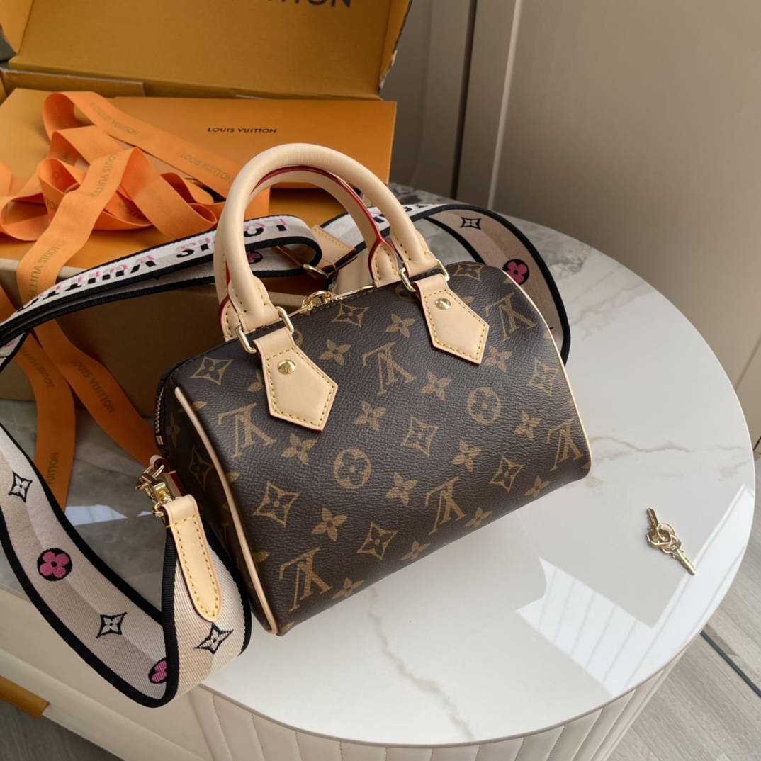 Louis Vuitton Speedy Bandouliere 20 Monogram Canvas Crossbody Bag - Image 2