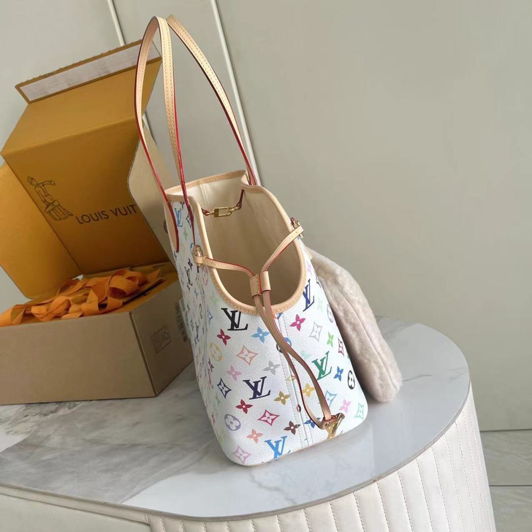 Louis Vuitton Neverwoof Medium Pet Carrier Bag - Image 2