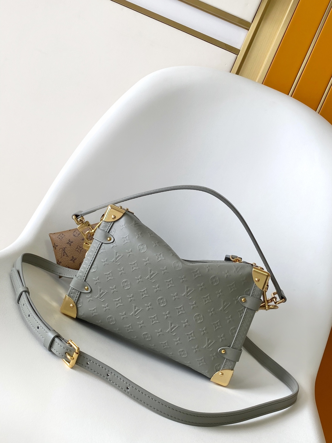 Louis Vuitton Side Trunk Medium Handbag M25602 - Image 2