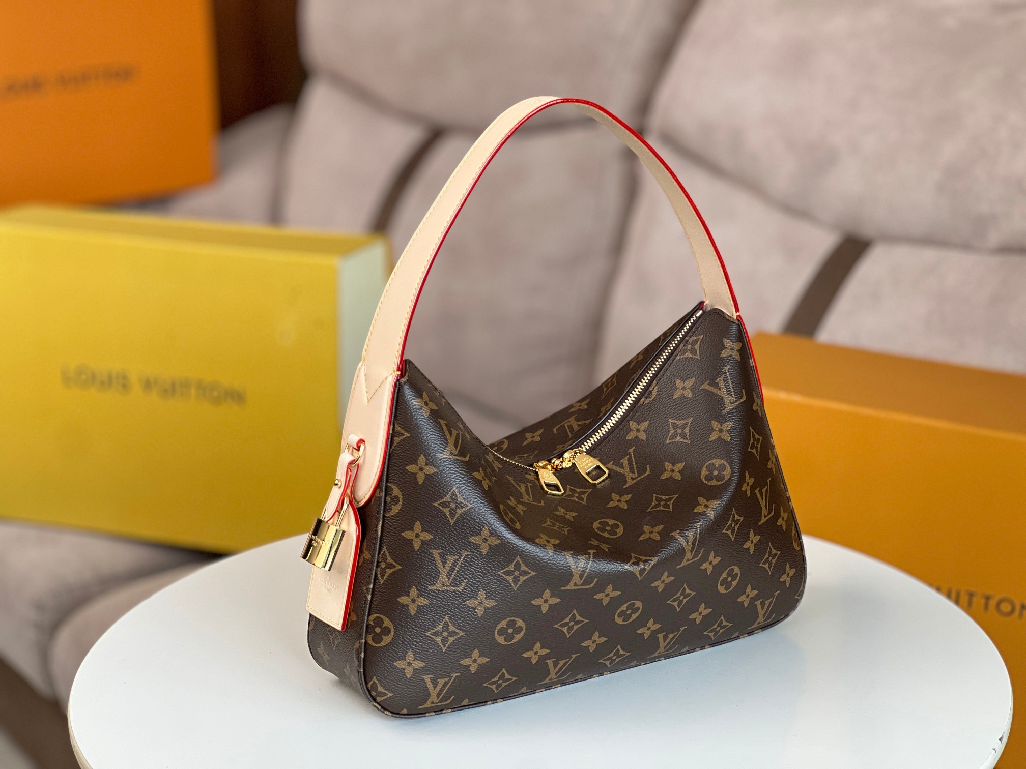 Louis Vuitton M11952 Slouchy Small Shoulder Bag - Image 2