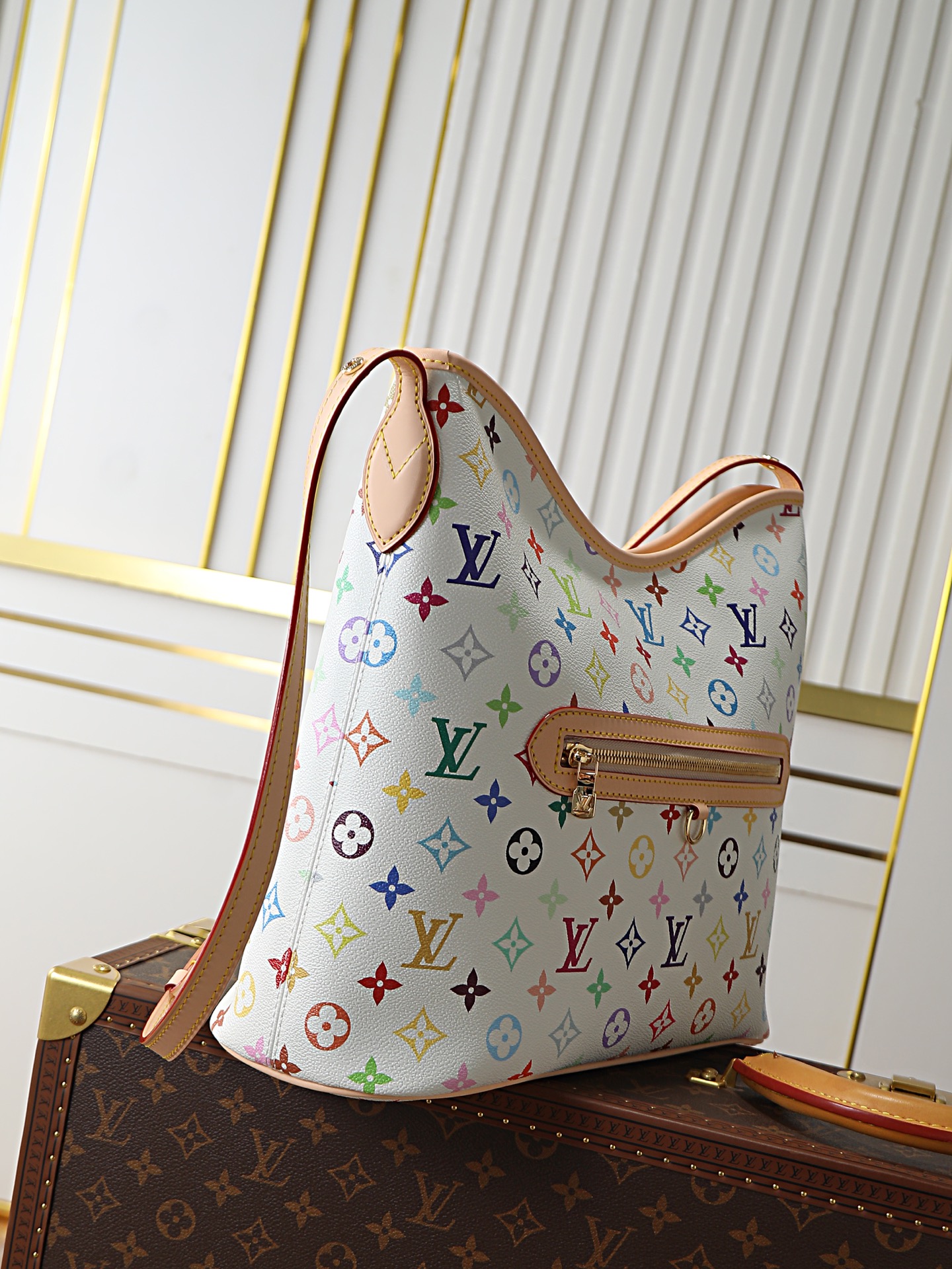 Louis Vuitton Lineup Monogram Crossbody Bag M27582 - Image 2