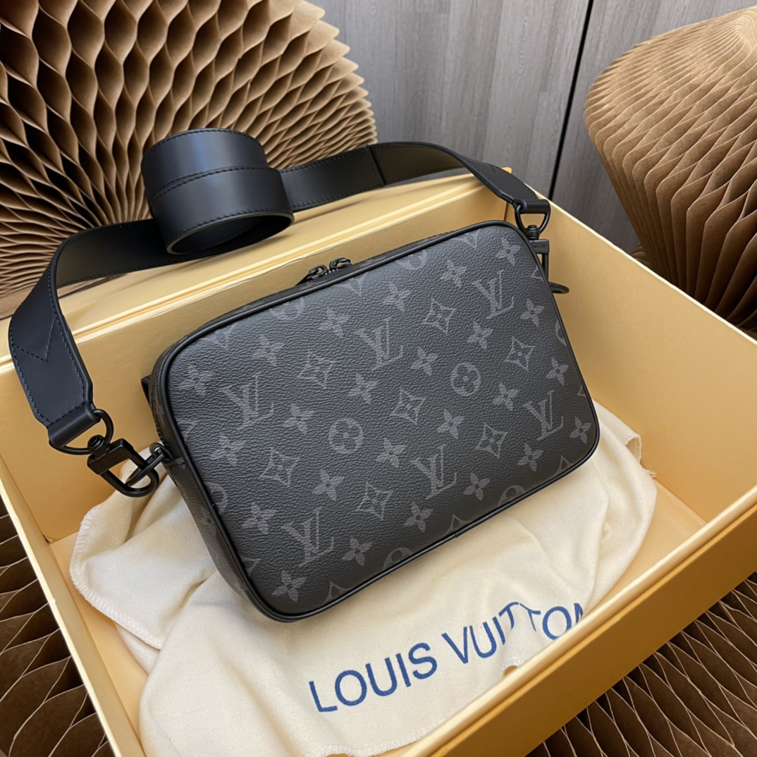 Louis Vuitton Steamer Messenger Bag M46795 - Image 2