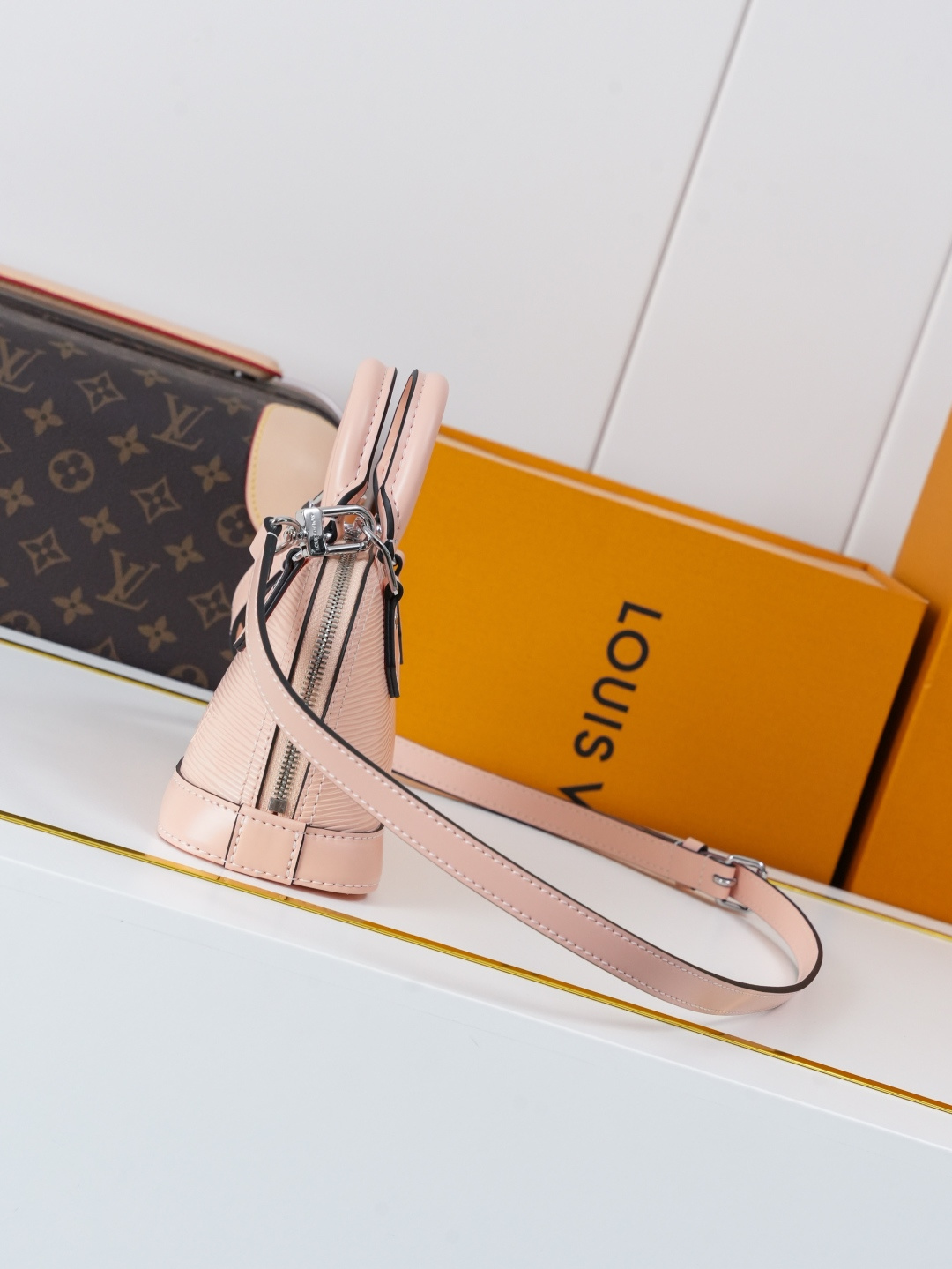 Louis Vuitton Nano Alma Handbag in Pink Epi Leather - Image 2