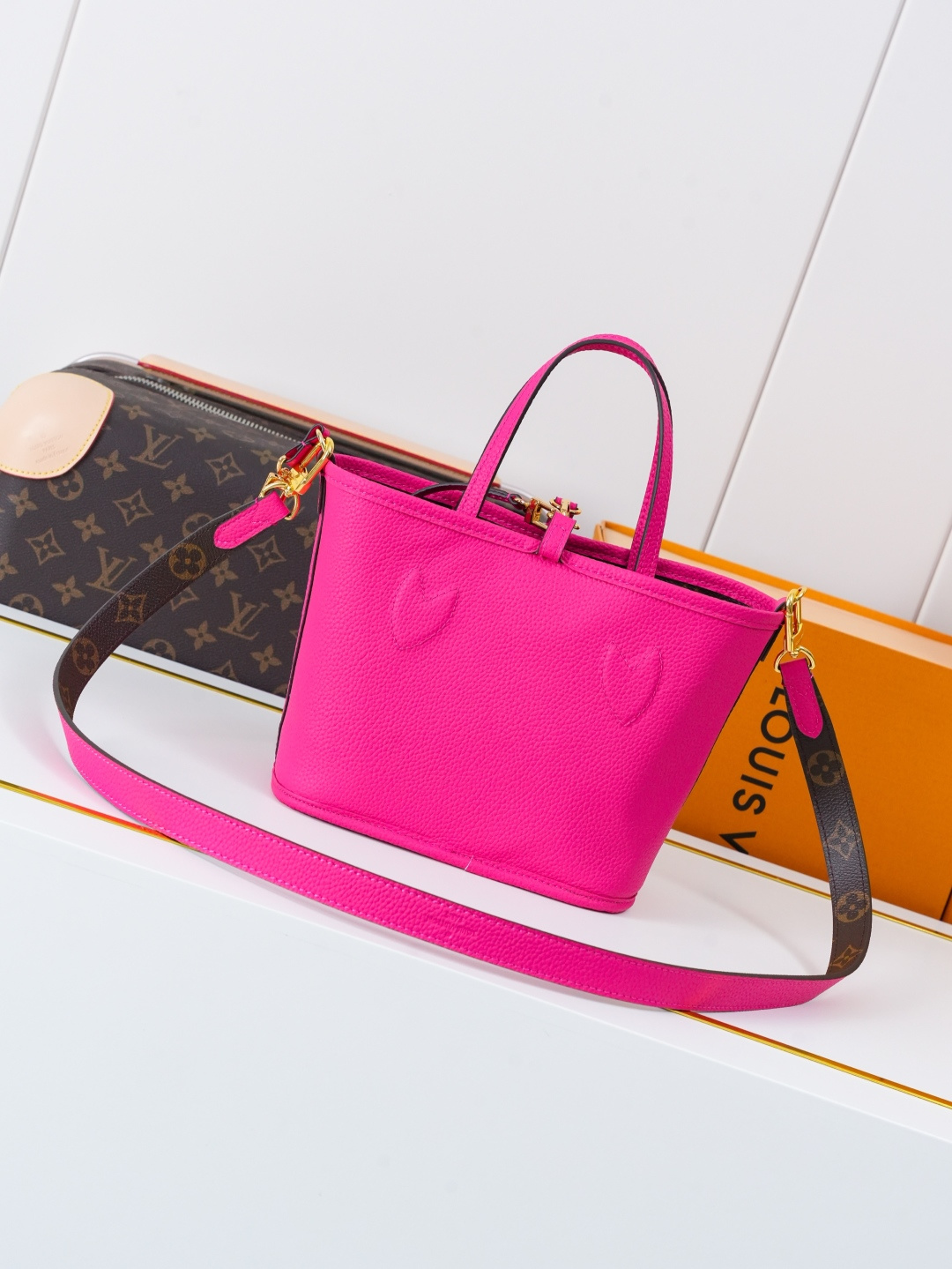 Louis Vuitton Neverfull Bandoulière Inside Out BB Handbag - Image 2