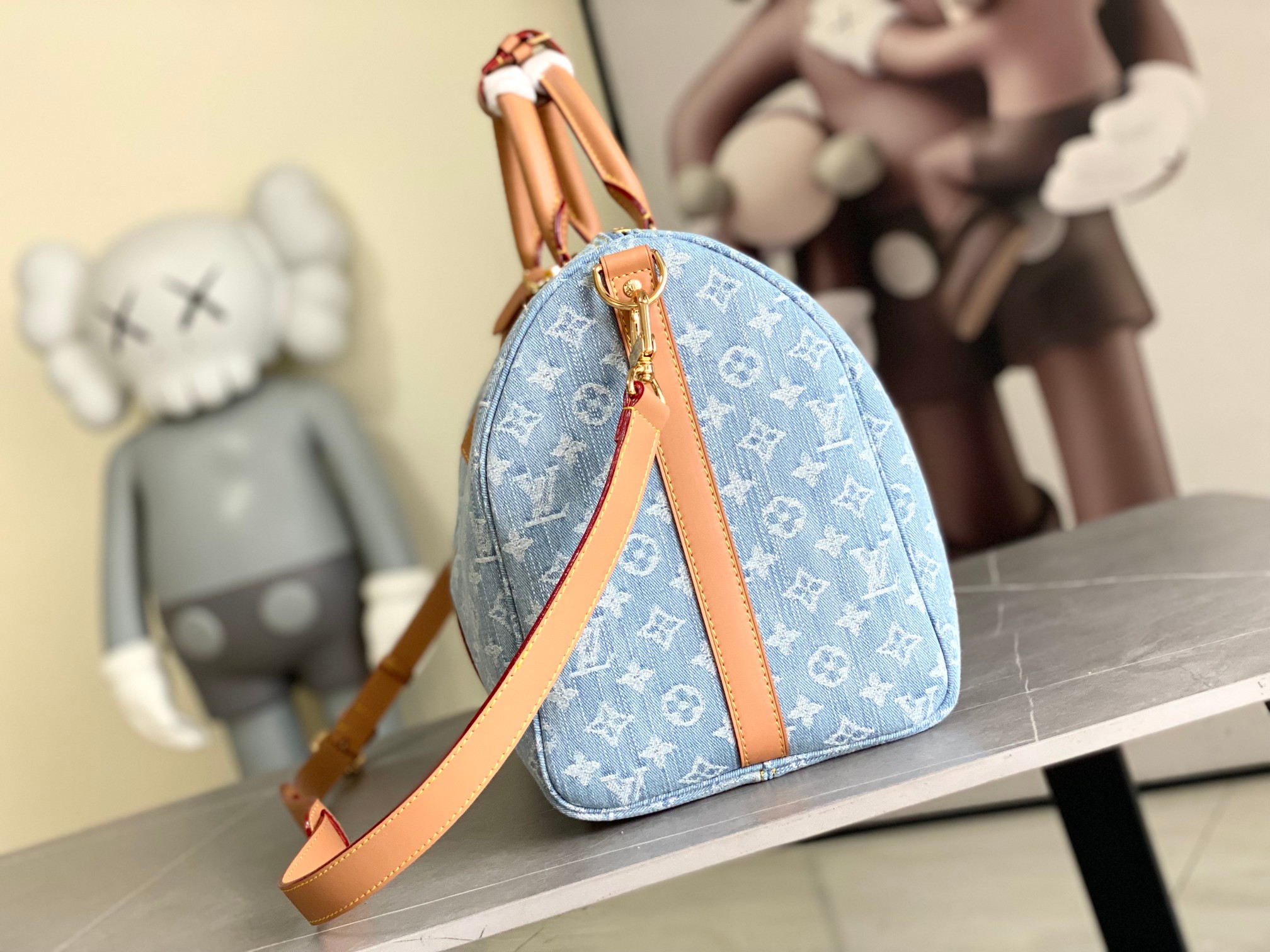 Louis Vuitton Keepall Bandoulière 45 Travel Bag in Washed Light Blue Denim - Image 2