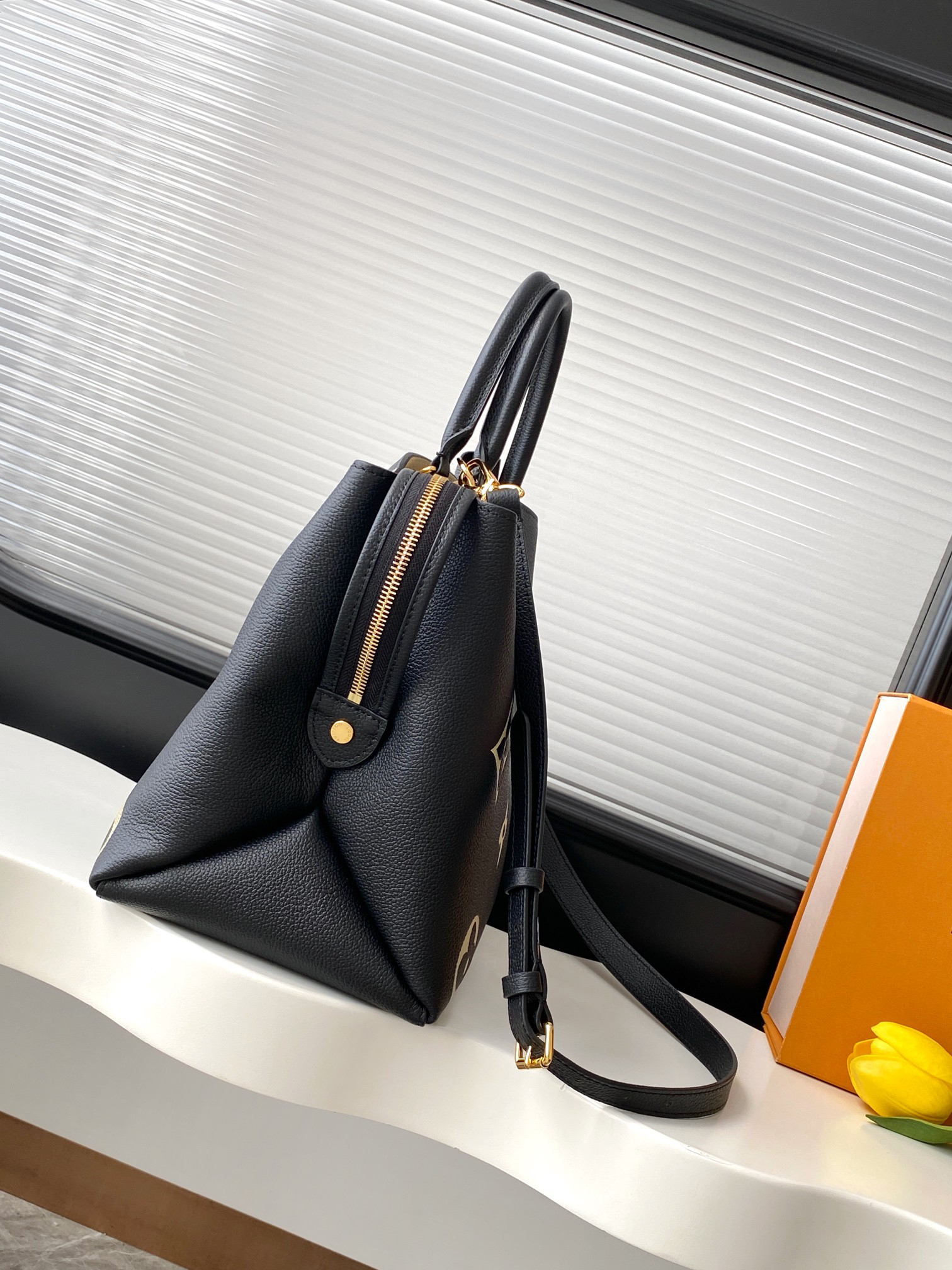 Louis Vuitton Grand Palais Monogram Leather Handbag M45842 - Image 2