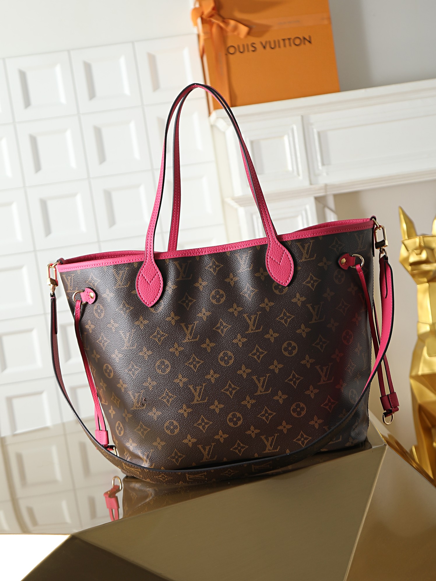 Louis Vuitton Neverfull Bandoulière Inside Out Medium Tote Bag - Image 2
