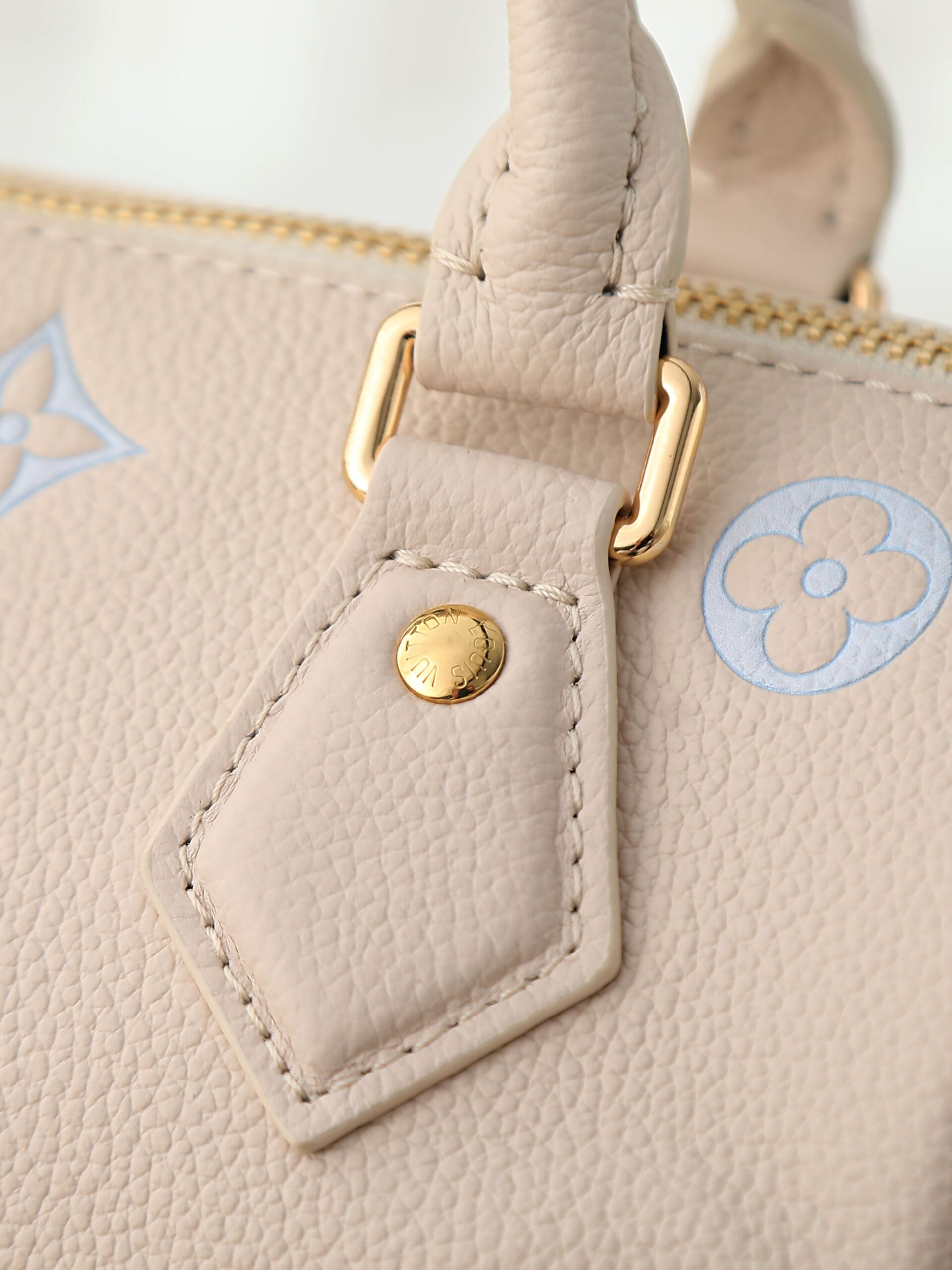 Louis Vuitton Speedy Bandoulière 20 Handbag - Milky White and Blue - Image 2