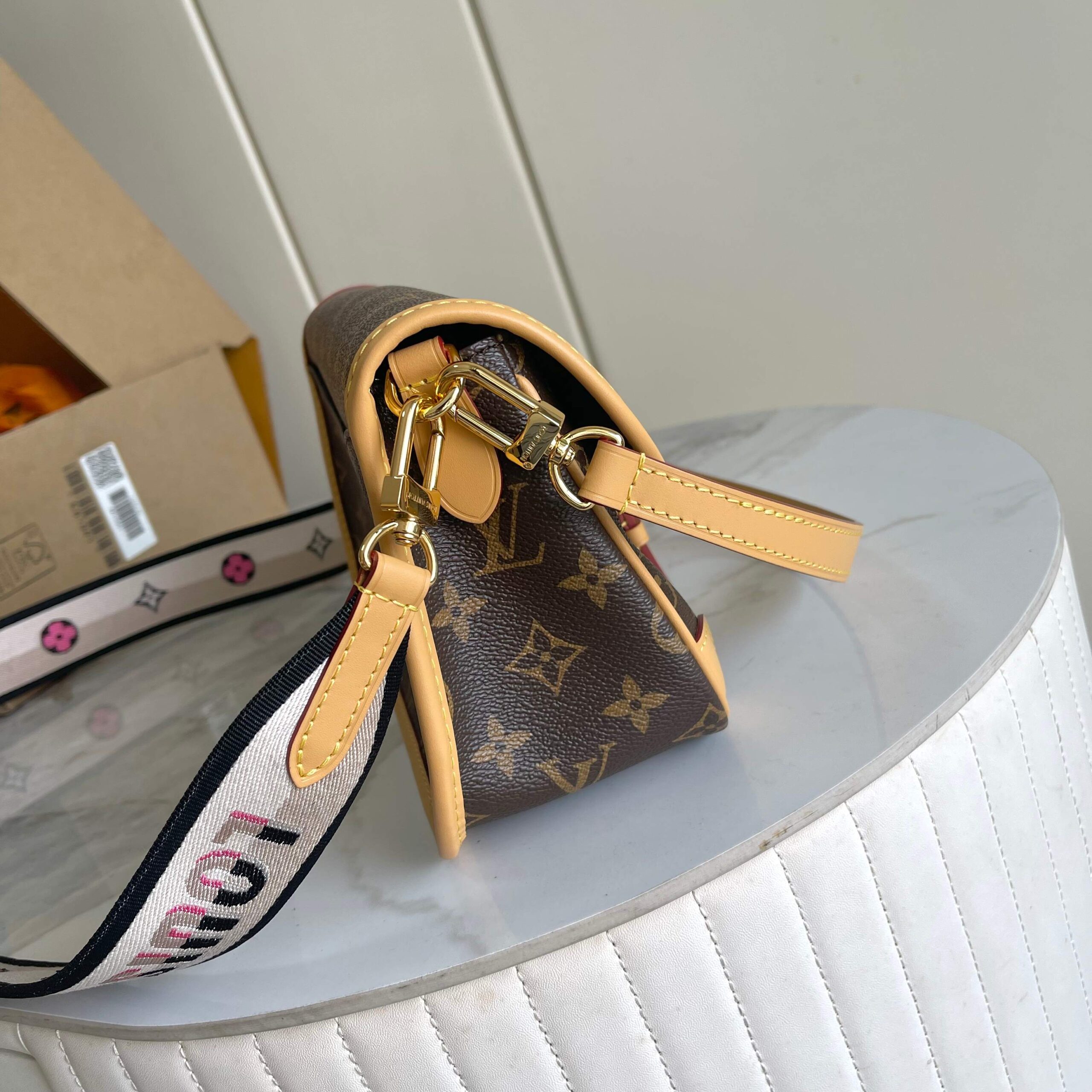 Louis Vuitton Diane Monogram Canvas Shoulder Bag - Image 2
