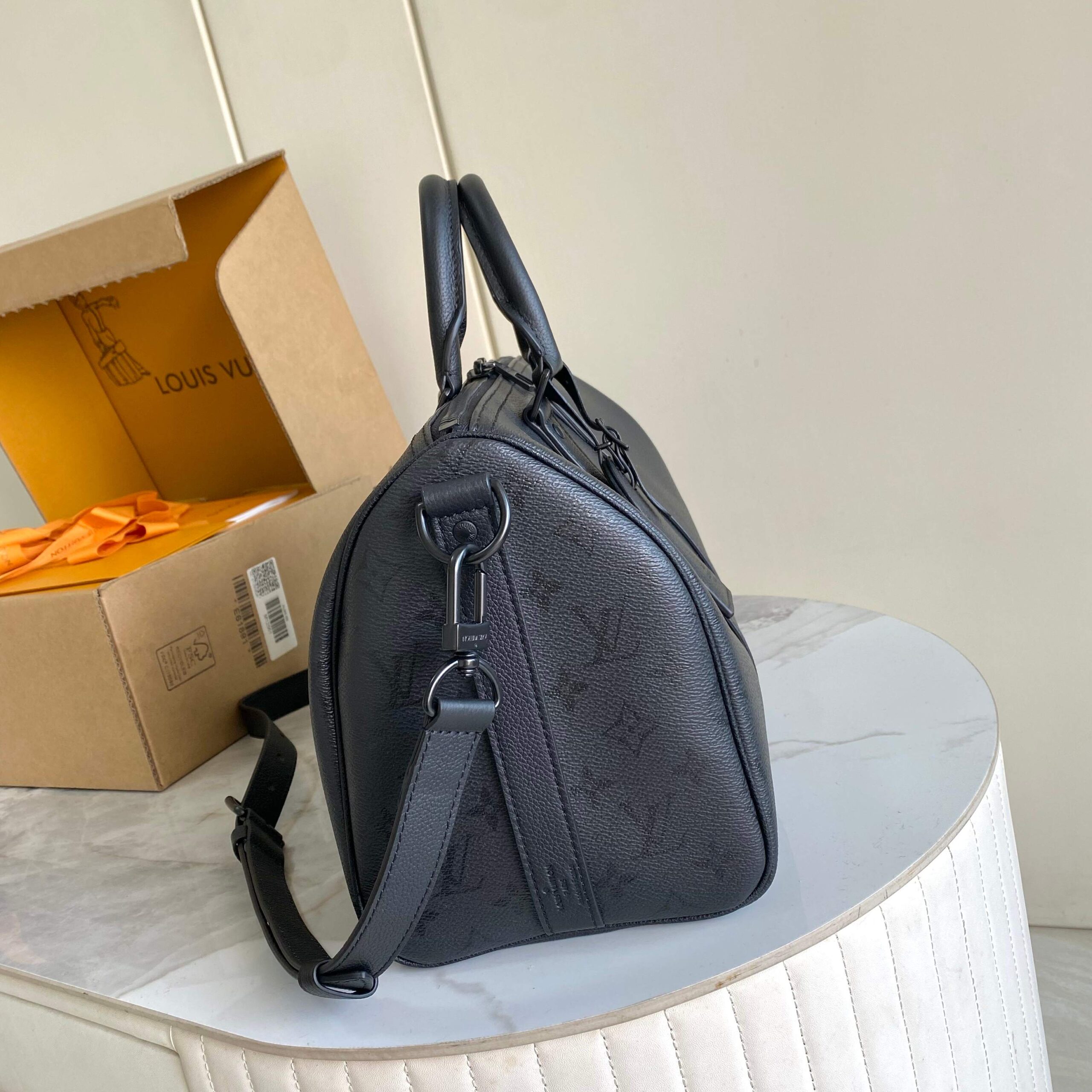 Louis Vuitton Keepall Bandoulière 35 Travel Bag - Image 2
