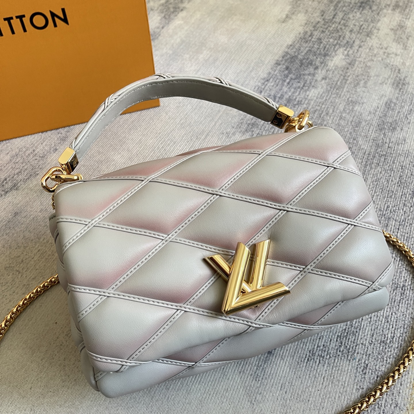 Louis Vuitton GO-14 MM Quilted Lambskin Handbag - Image 2