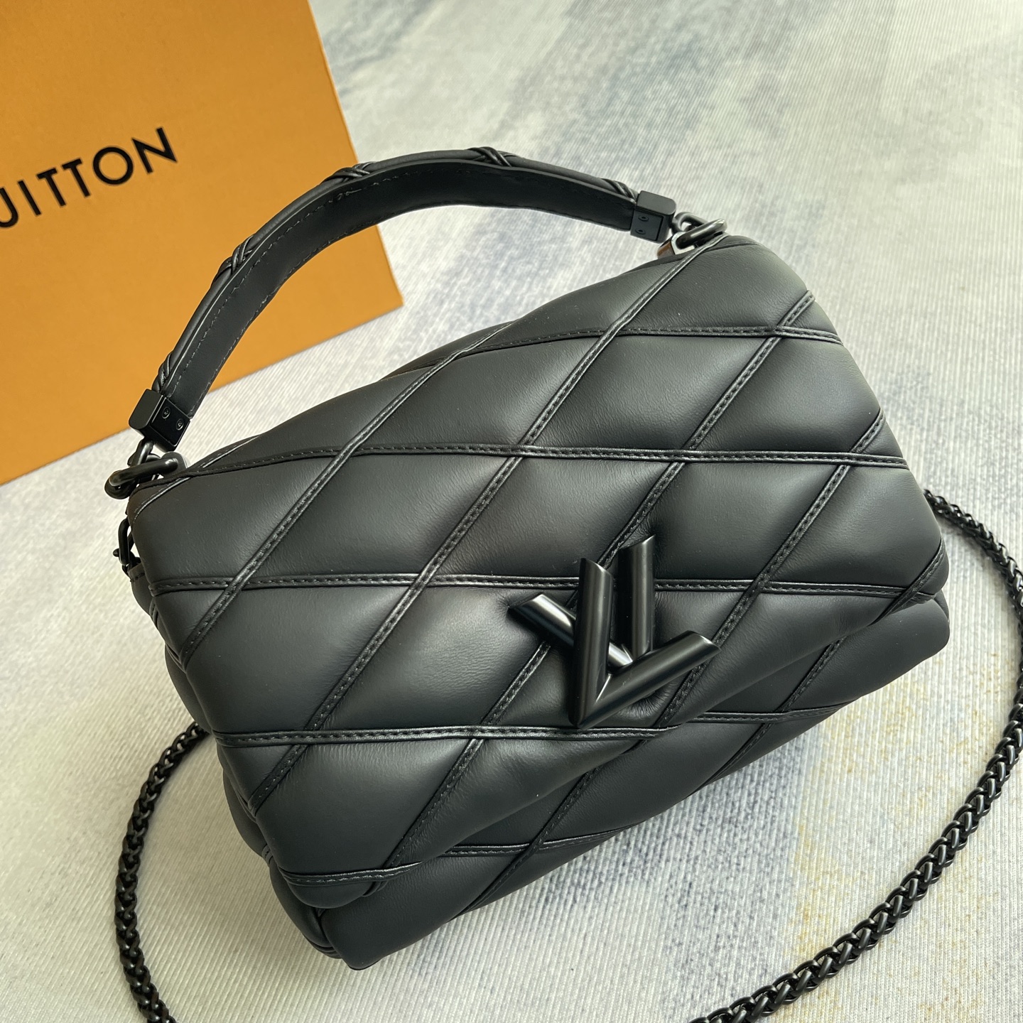 GO-14 Medium Lambskin Handbag - Image 2