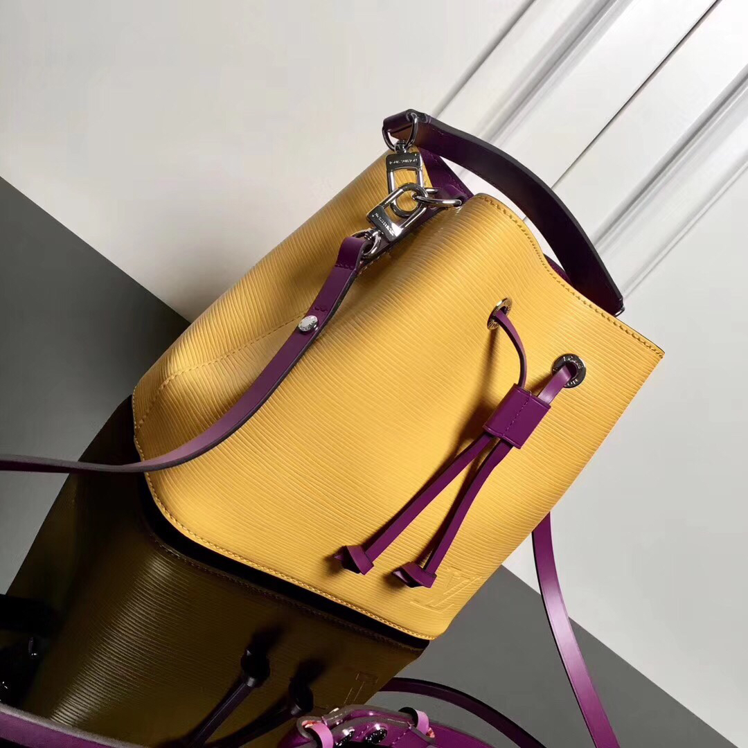 Louis Vuitton NéoNoé BB Bucket Bag - Image 2