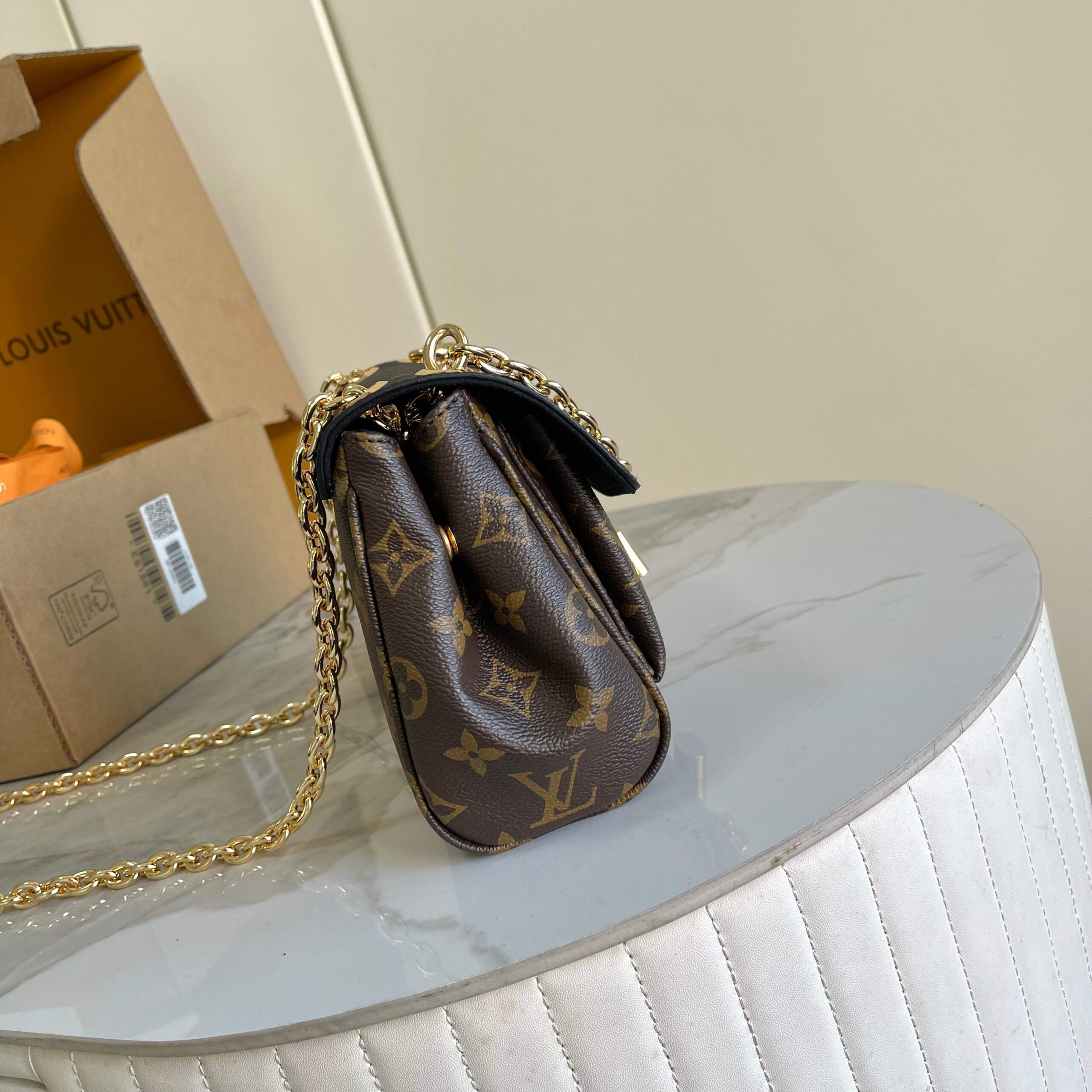 Louis Vuitton BB Saint-Germain Monogram Handbag M26285 - Image 2