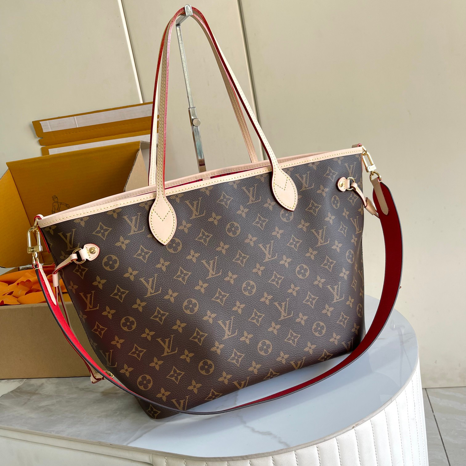 Louis Vuitton Neverfull MM Damier Azur Canvas Tote Bag - Image 2