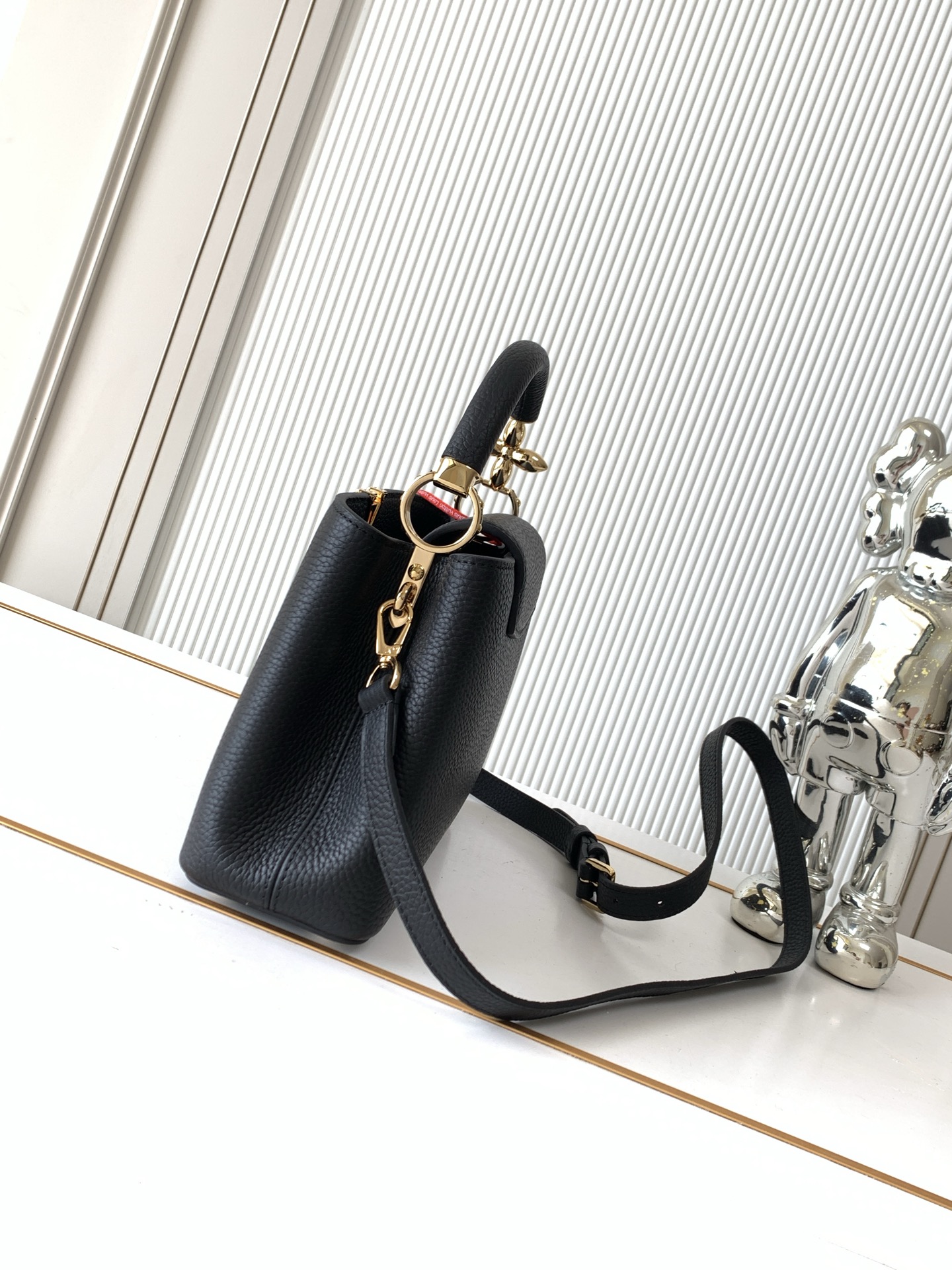 Louis Vuitton Capucines BB Handbag in Black Taurillon Leather - Image 2