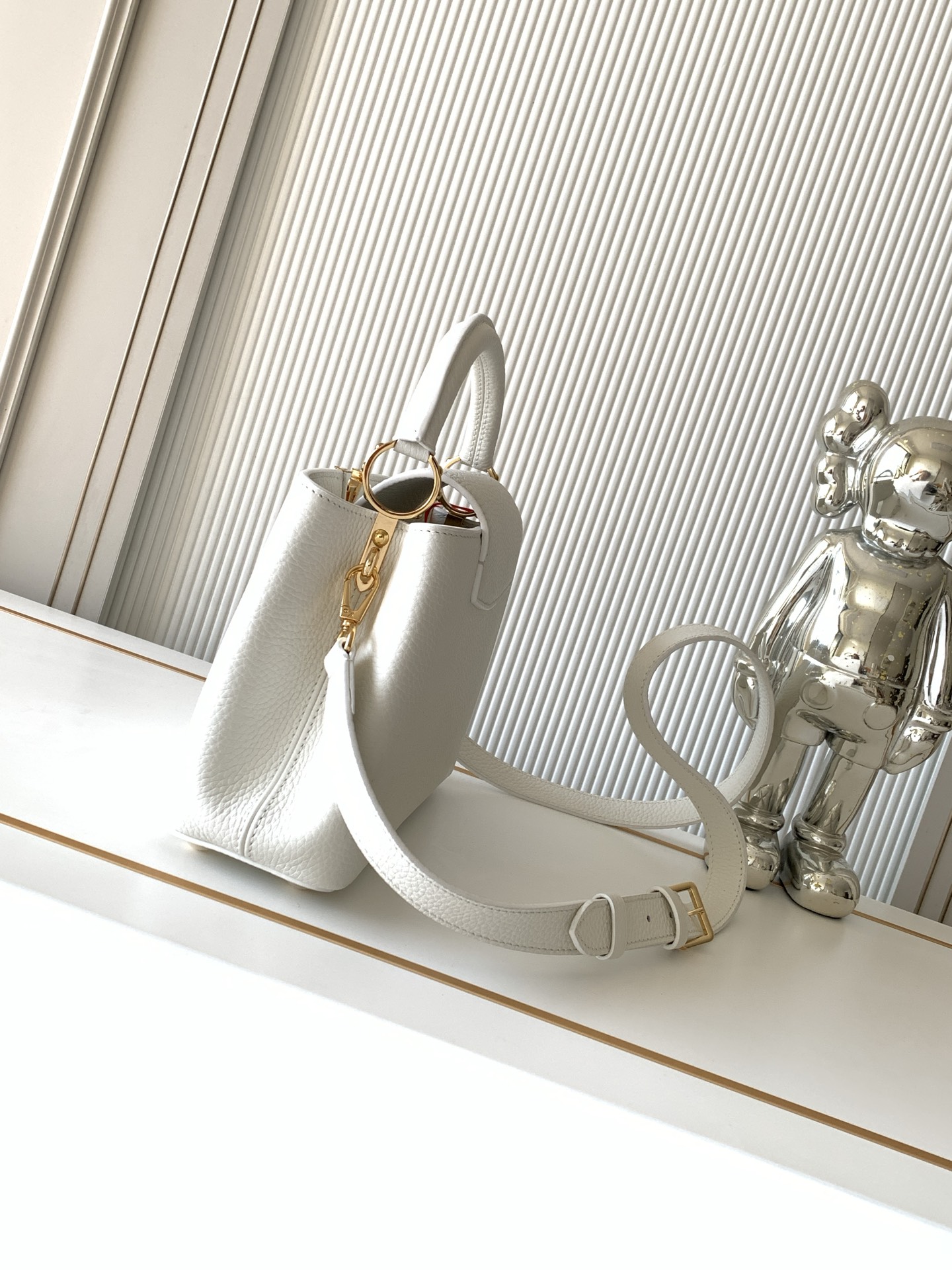 Louis Vuitton Capucines BB Handbag M24728 - Image 2