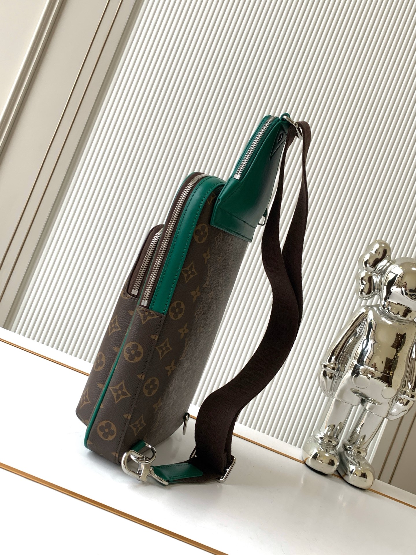 Louis Vuitton LV Trail Monogram Macassar Messenger Bag M12734 - Image 2