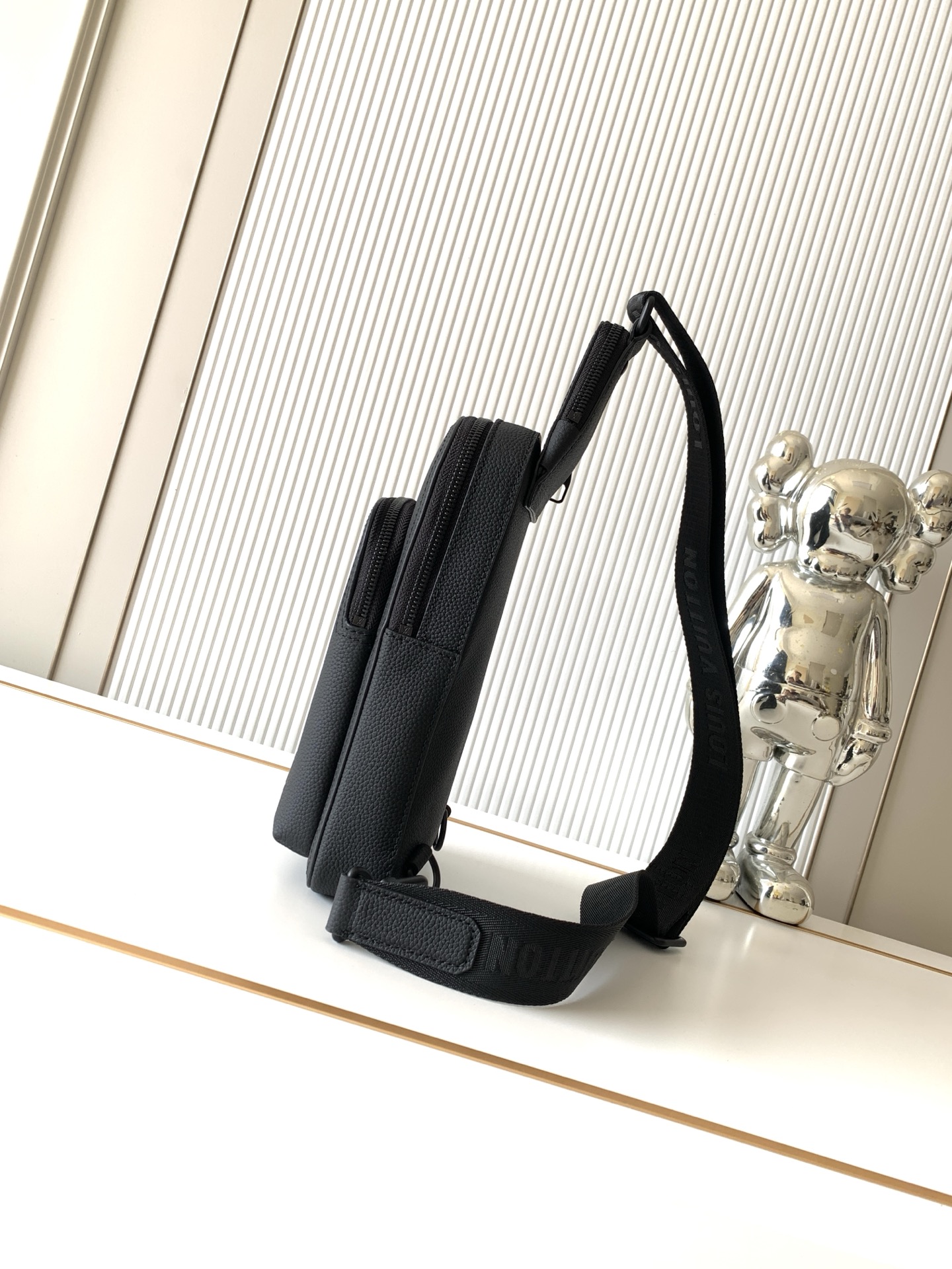 Louis Vuitton Avenue Sling Bag PM – LV Aerogram - Image 2