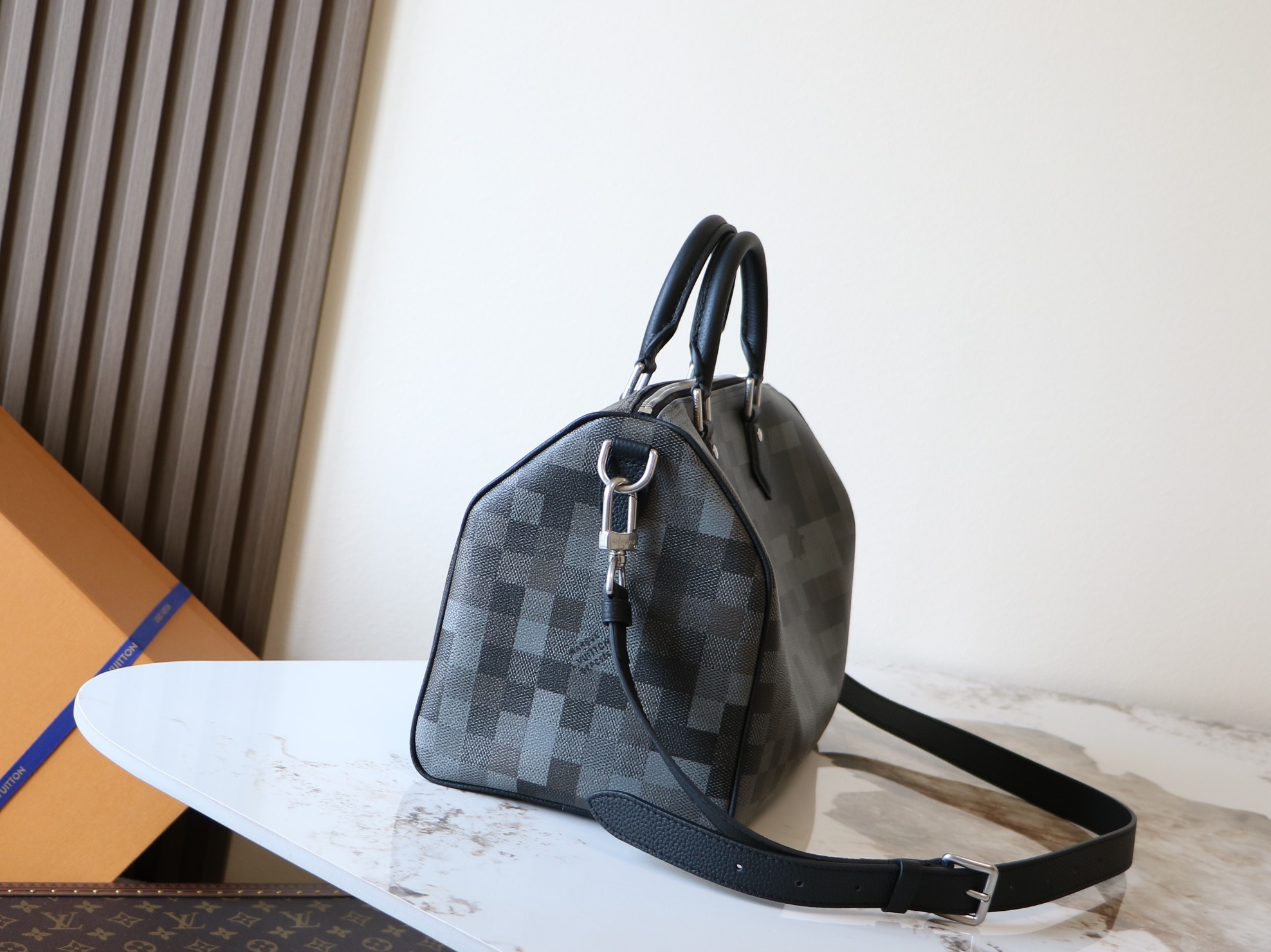 Speedy Bandoulière 30 Damoflage Canvas Handbag - Image 2