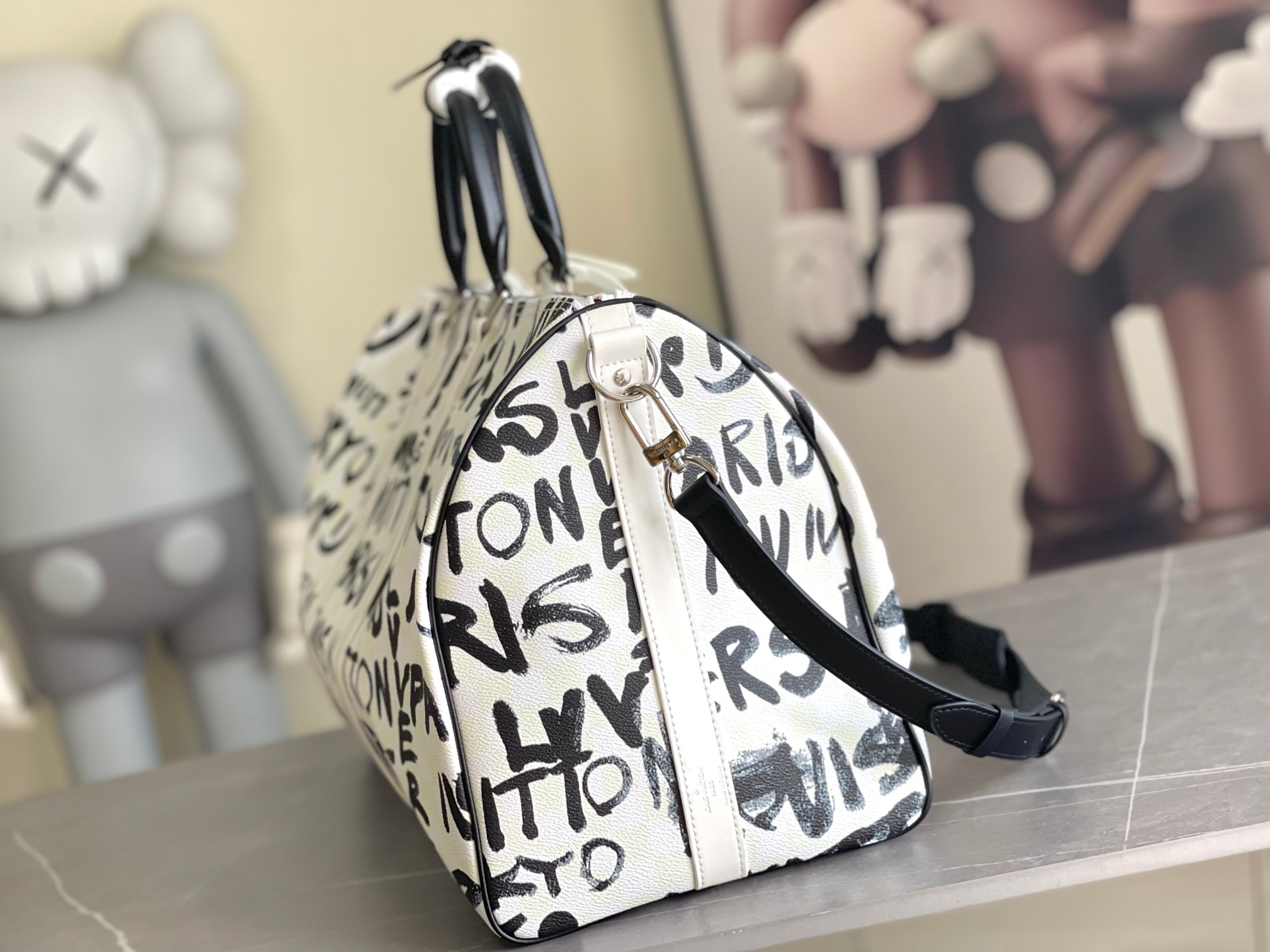 Louis Vuitton Keepall Bandoulière 50 Travel Bag - Image 2