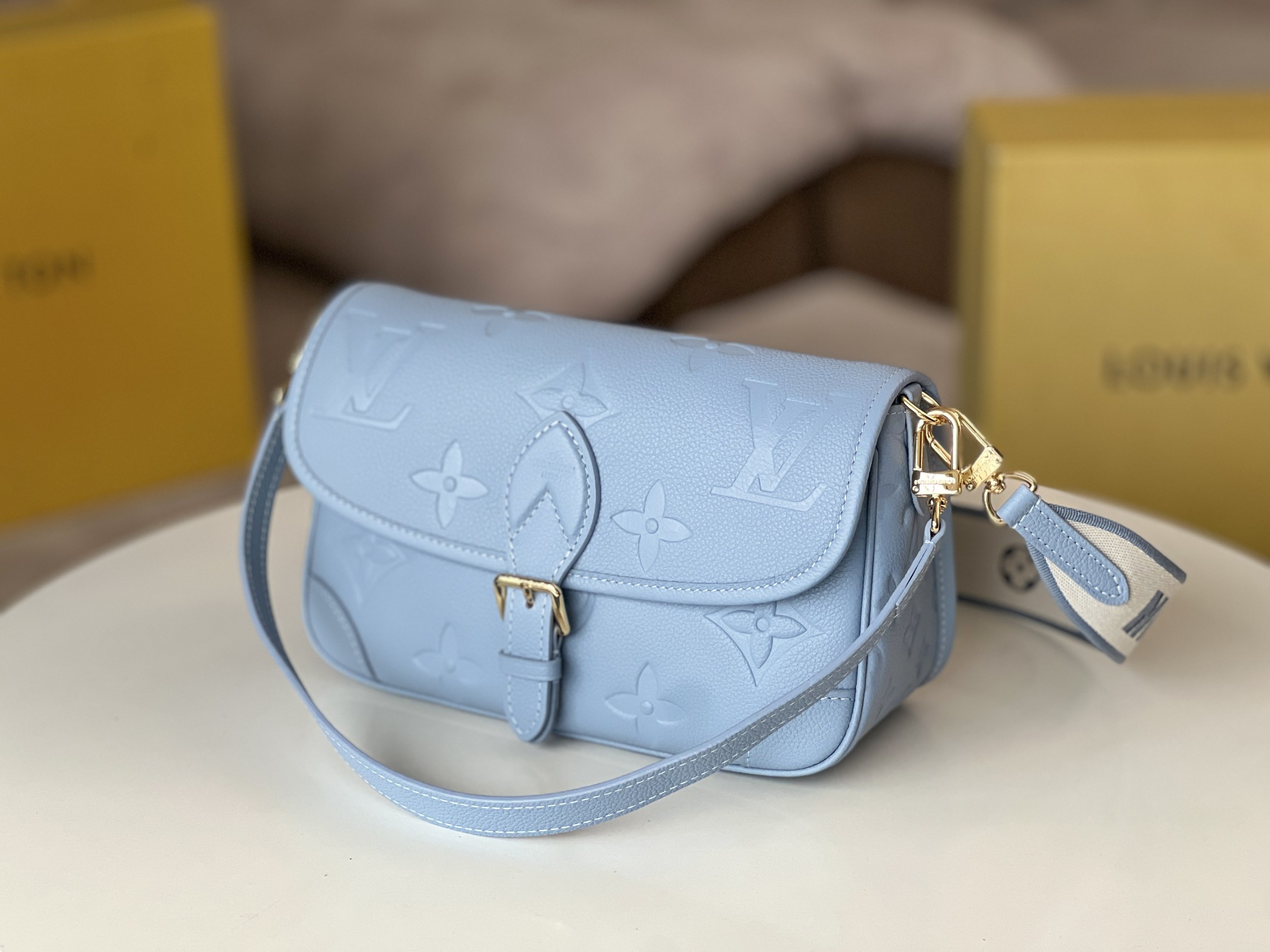 Louis Vuitton Diane Shoulder Bag in Monogram Empreinte Leather - Image 2