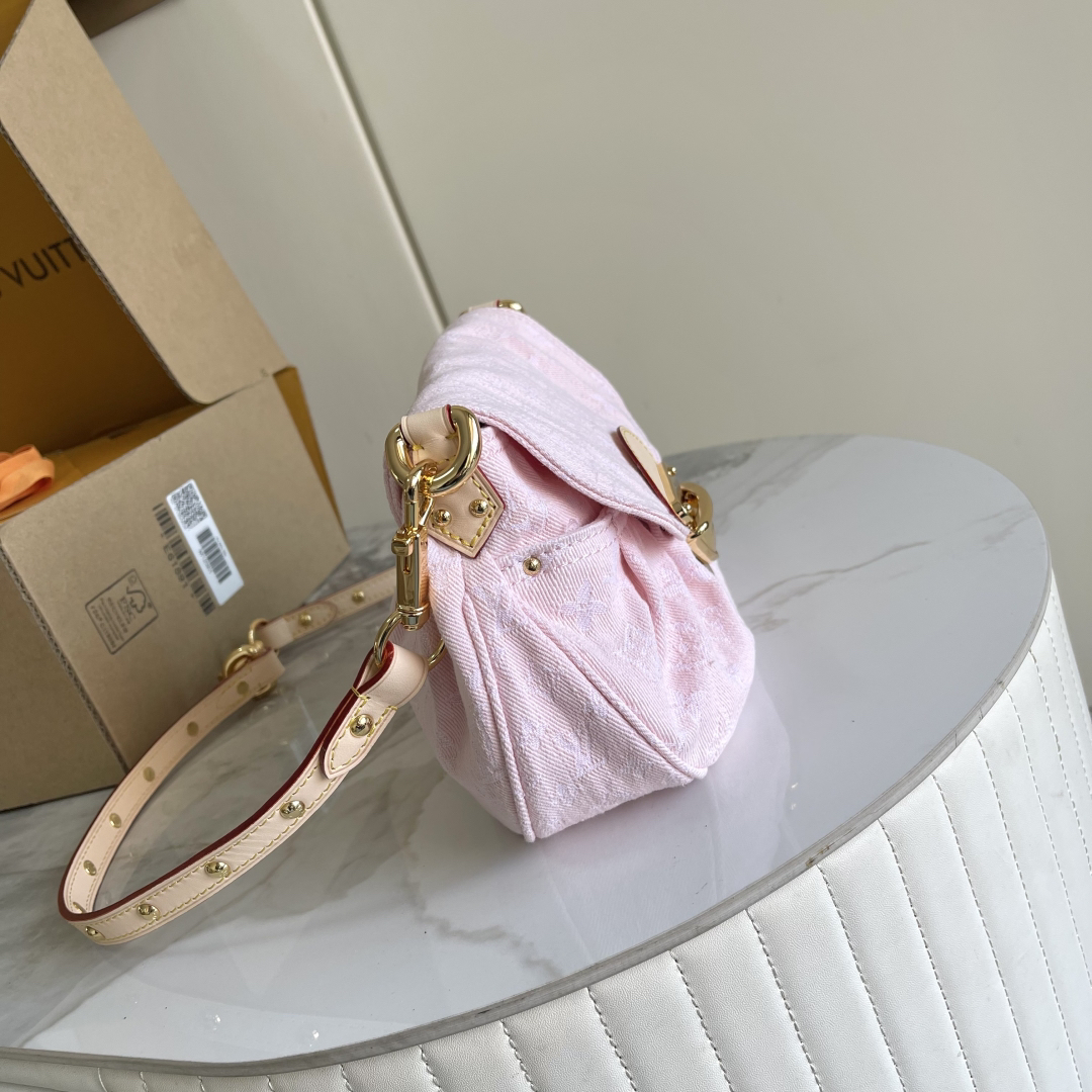 Louis Vuitton Sunset Handbag in Monogram Denim - Image 2