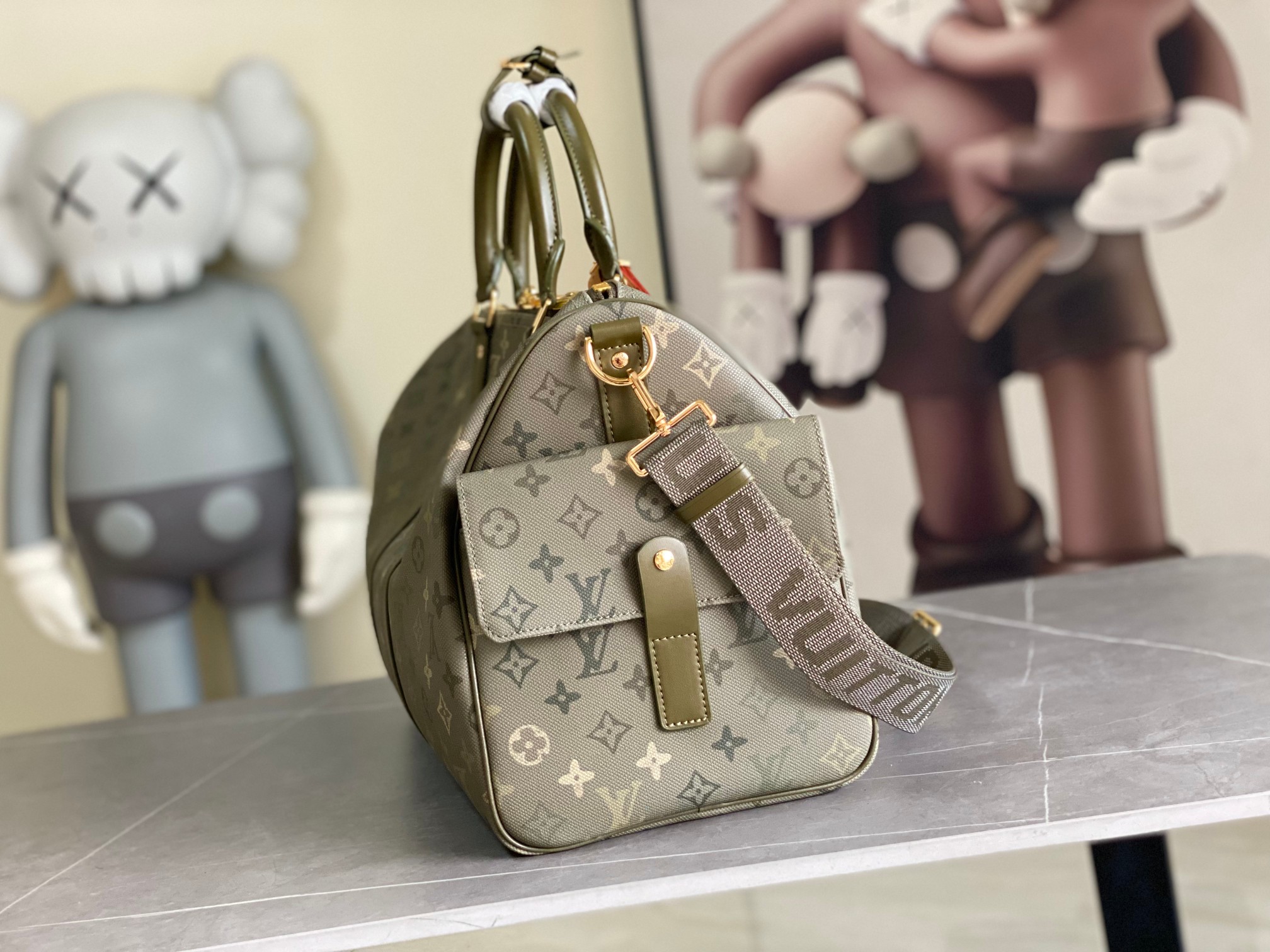 Louis Vuitton Keepall Bandoulière 45 Travel Bag - Image 2