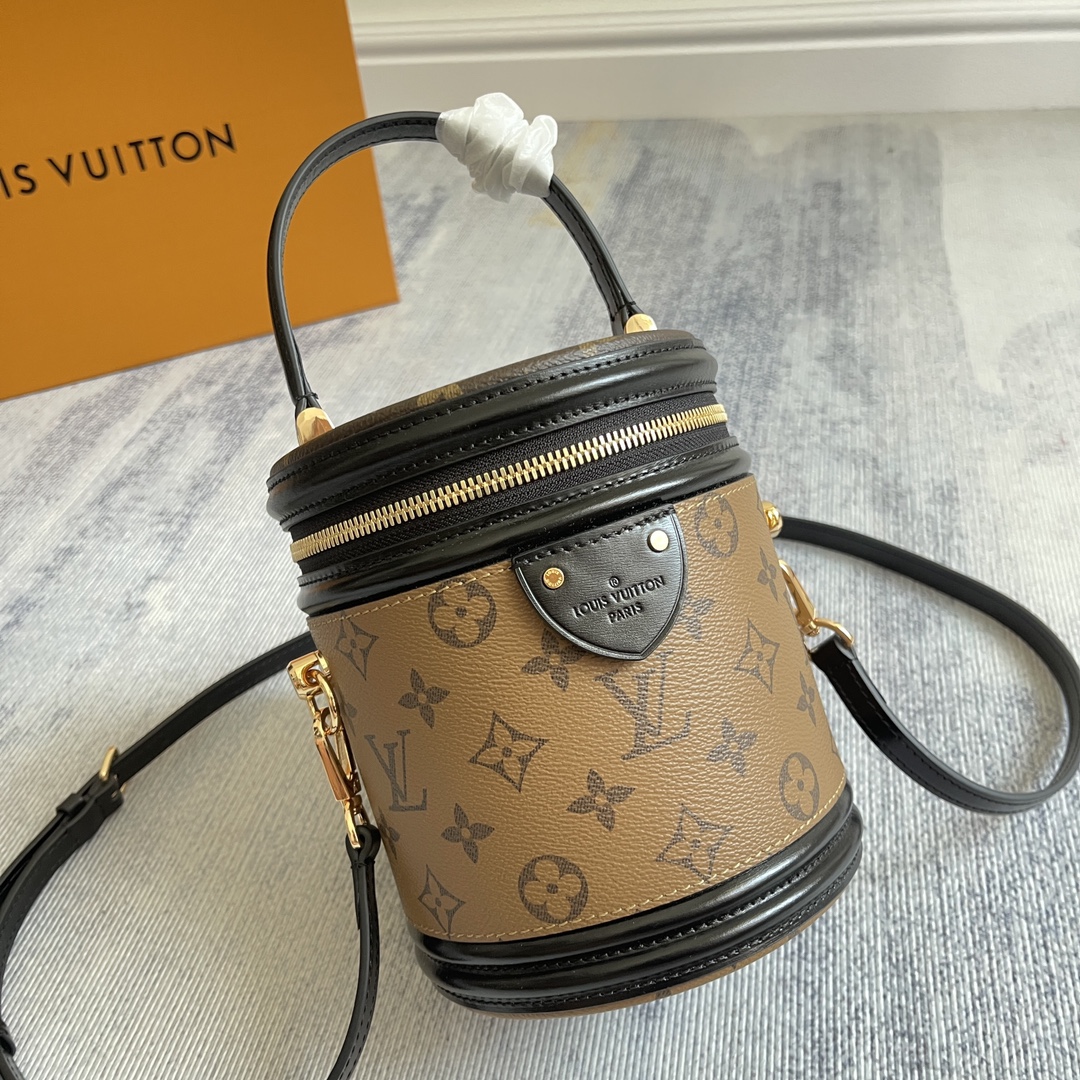 Louis Vuitton M43986 Vanity Handbag - Image 2