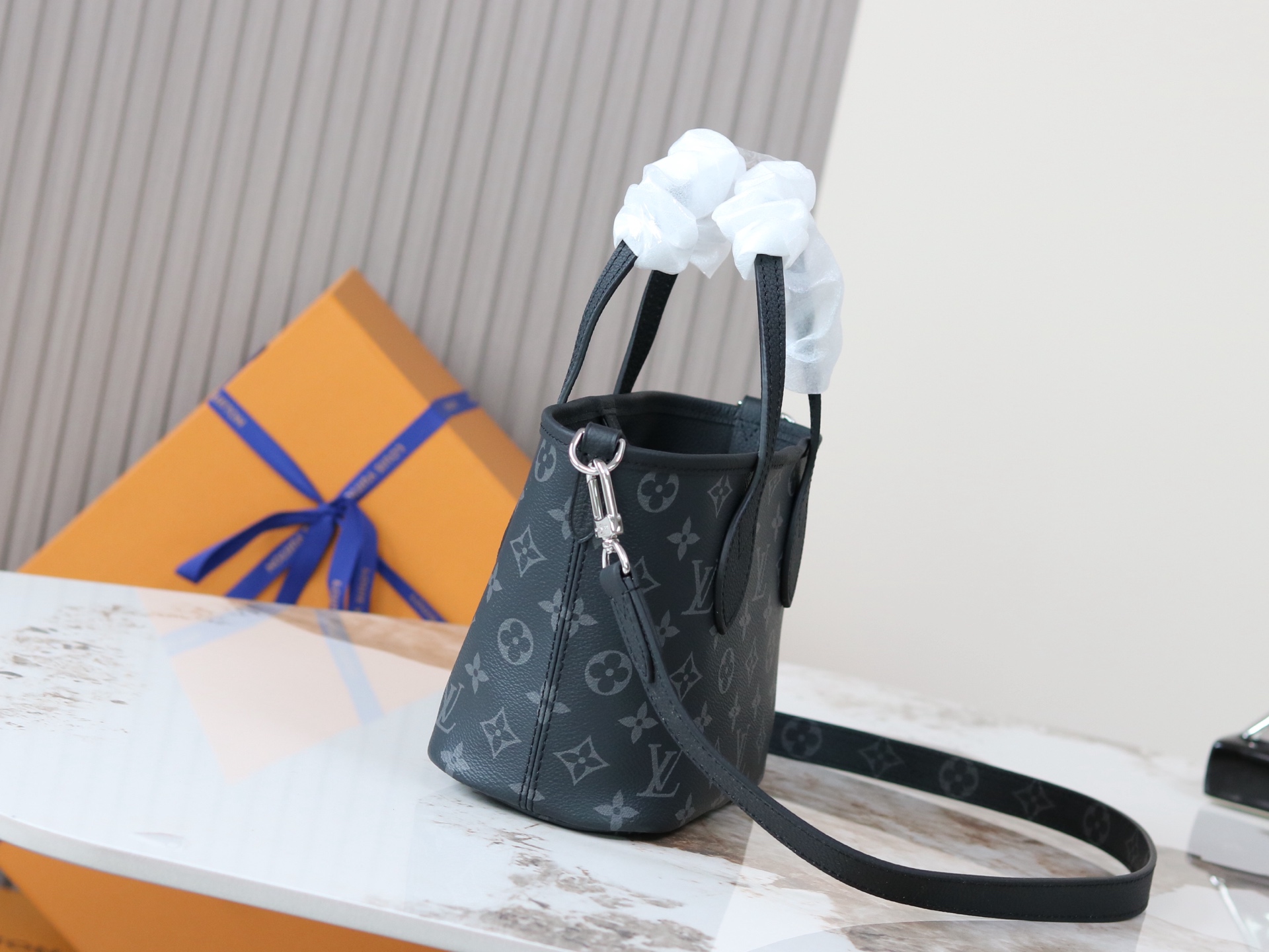 Louis Vuitton Neverfull Bandoulière Inside Out BB Reversible Tote Bag - Image 2
