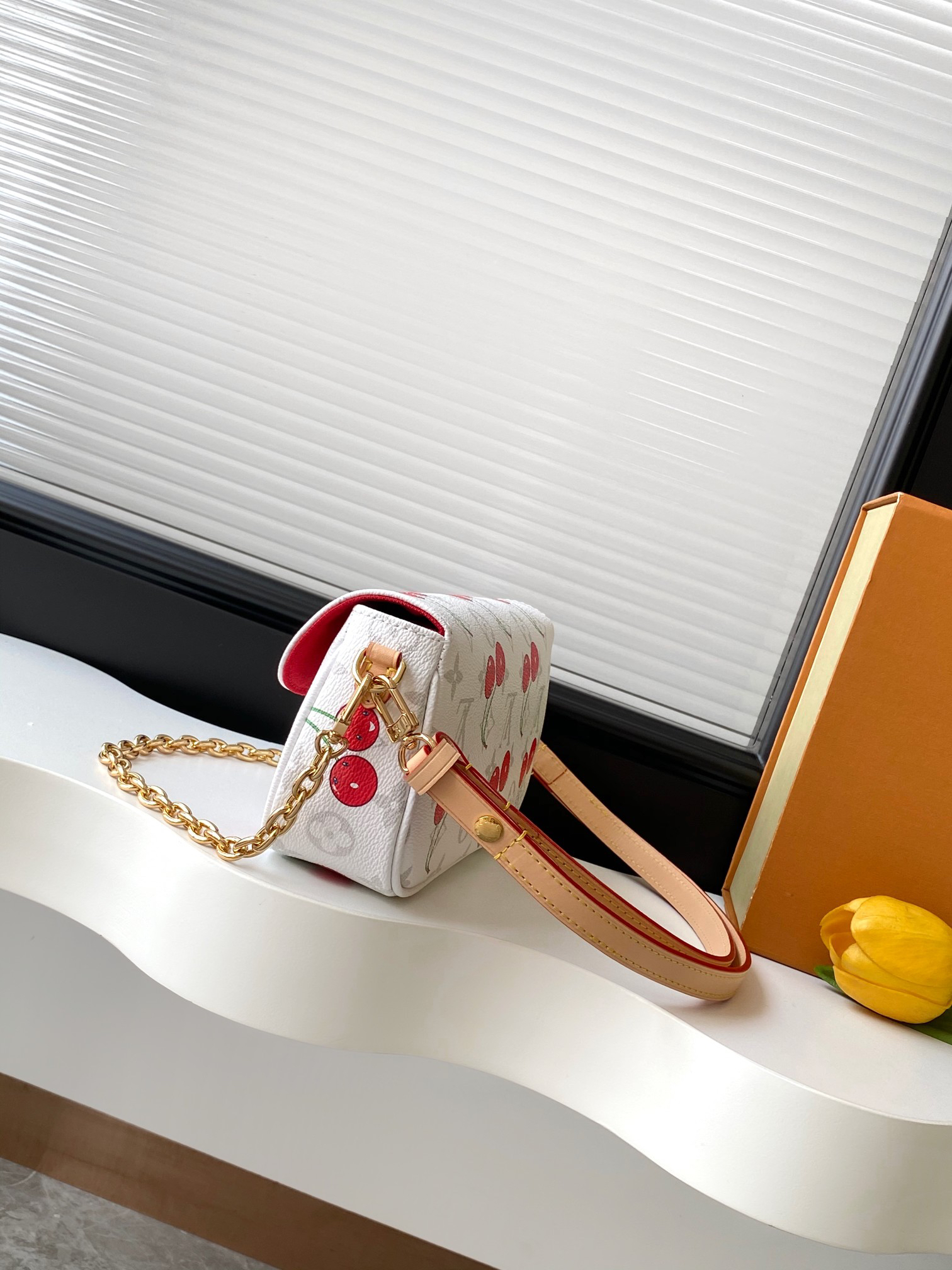 Louis Vuitton Wallet On Chain Ivy Monogram Cherry Canvas - Image 2