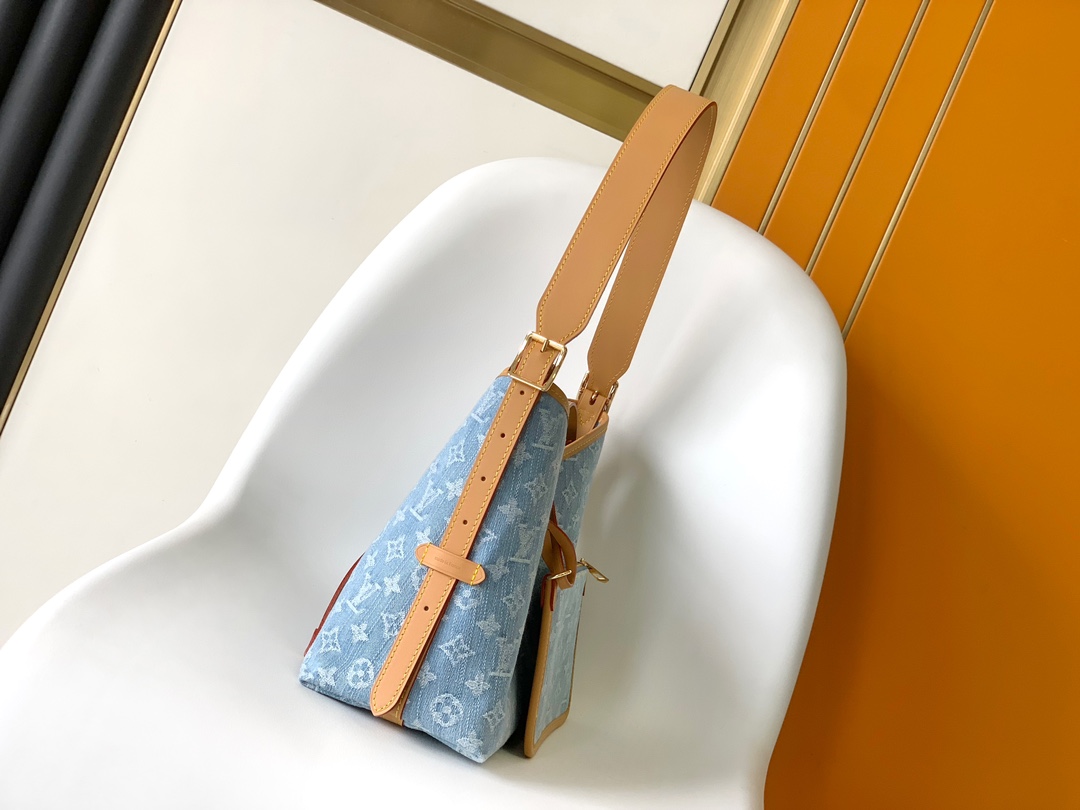 Louis Vuitton CarryAll Small Shoulder Bag in Blue Denim Monogram Canvas - Image 2