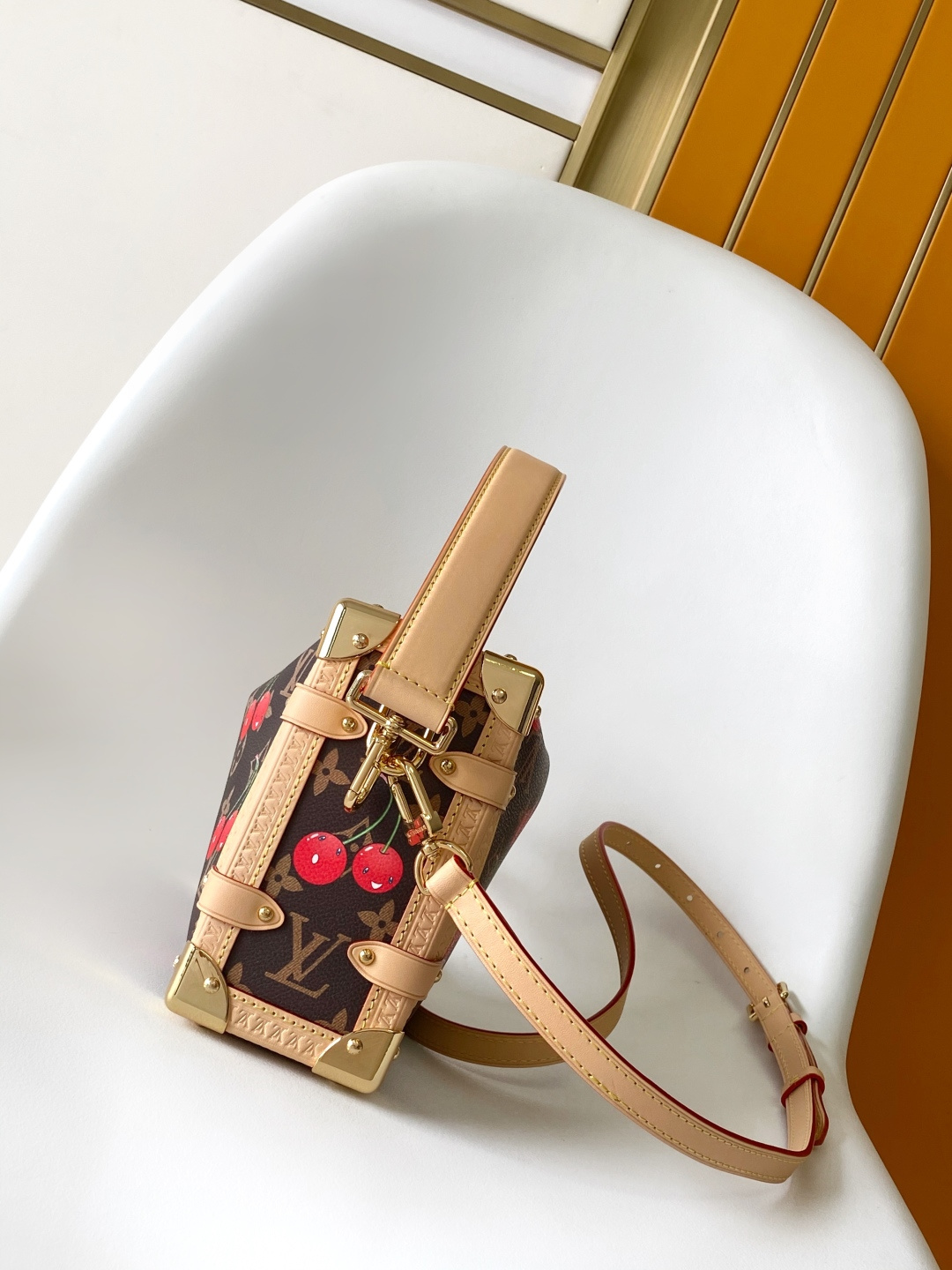 Louis Vuitton Side Trunk MM Handbag in Monogram - Image 2