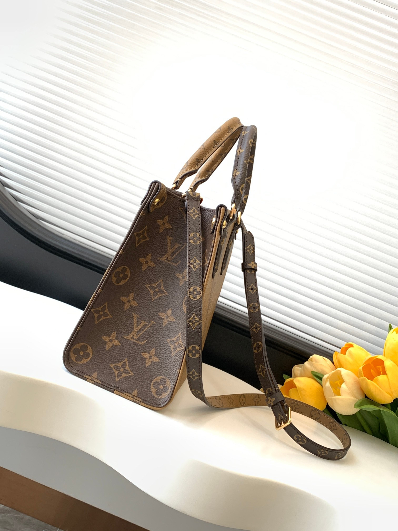 Louis Vuitton OnTheGo PM Monogram Reverse Canvas Tote Bag - Image 2