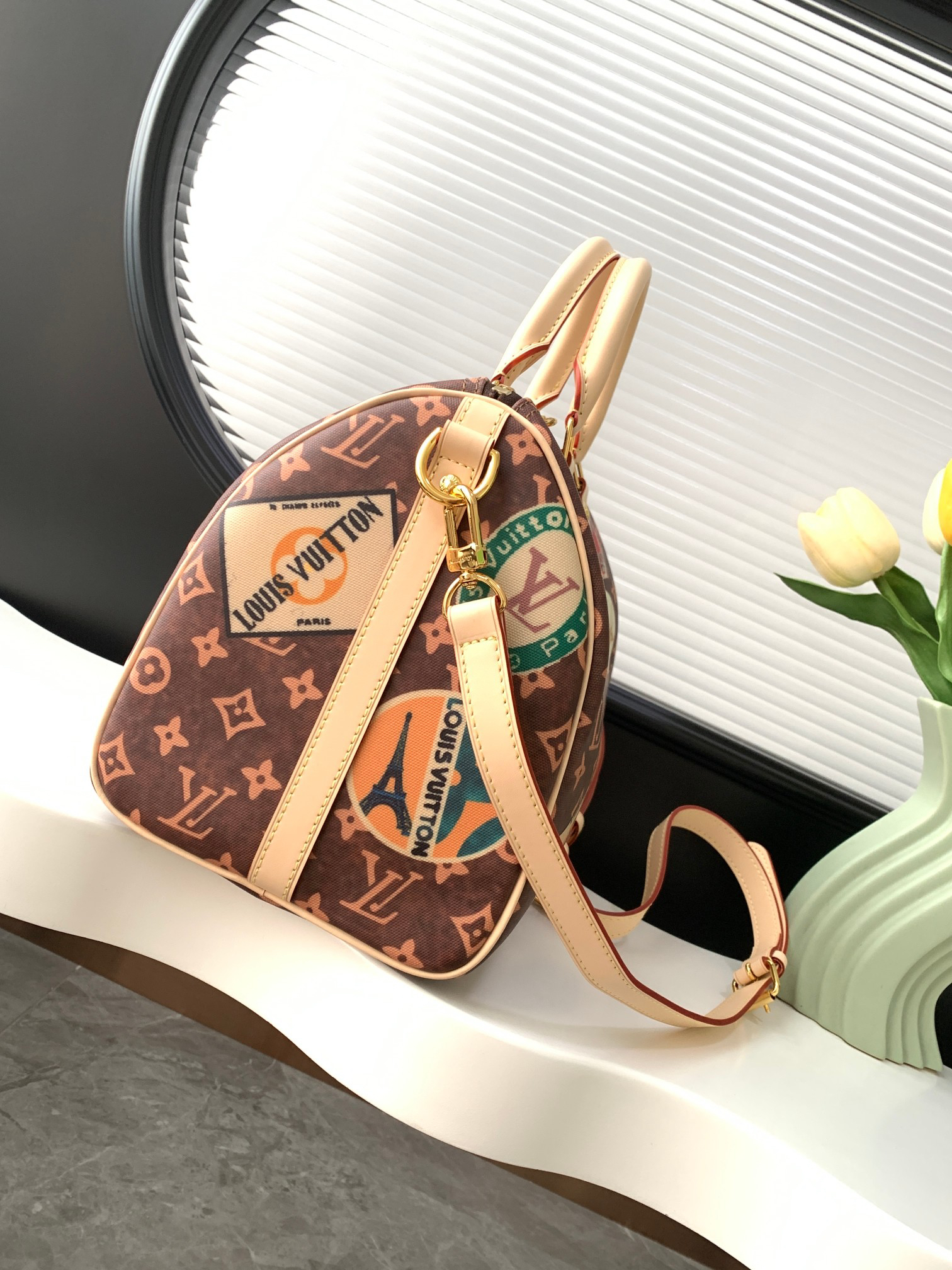 Louis Vuitton Speedy Bandoulière 30 Crossbody Handbag - Image 2