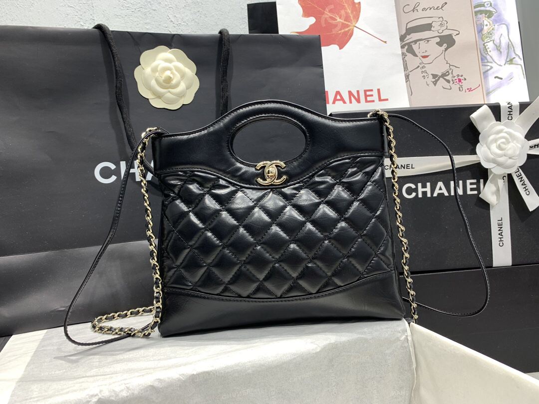 Chanel 31 Handbag - Image 2