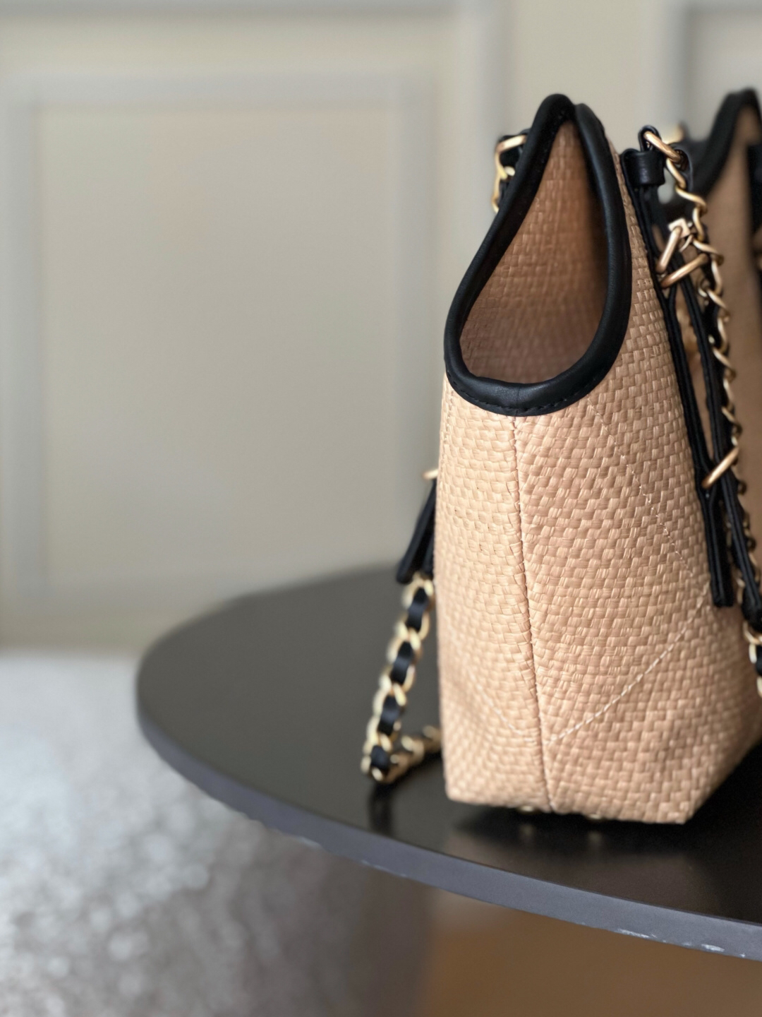 Chanel 25S Maxi Hobo Tote Bag - Image 2