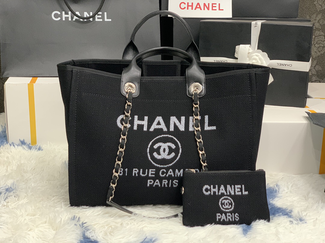 Chanel 2022 Mother and Child Beach Denim Canvas Tote Bag - Image 2
