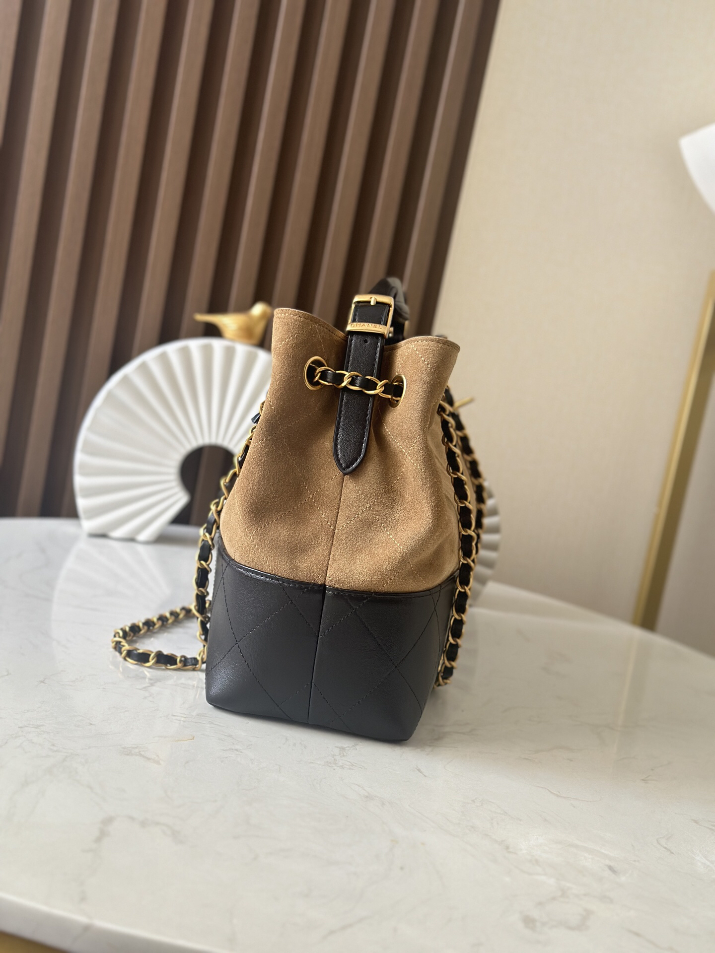 Chanel 25A Handcrafted Suede Handbag - Image 2
