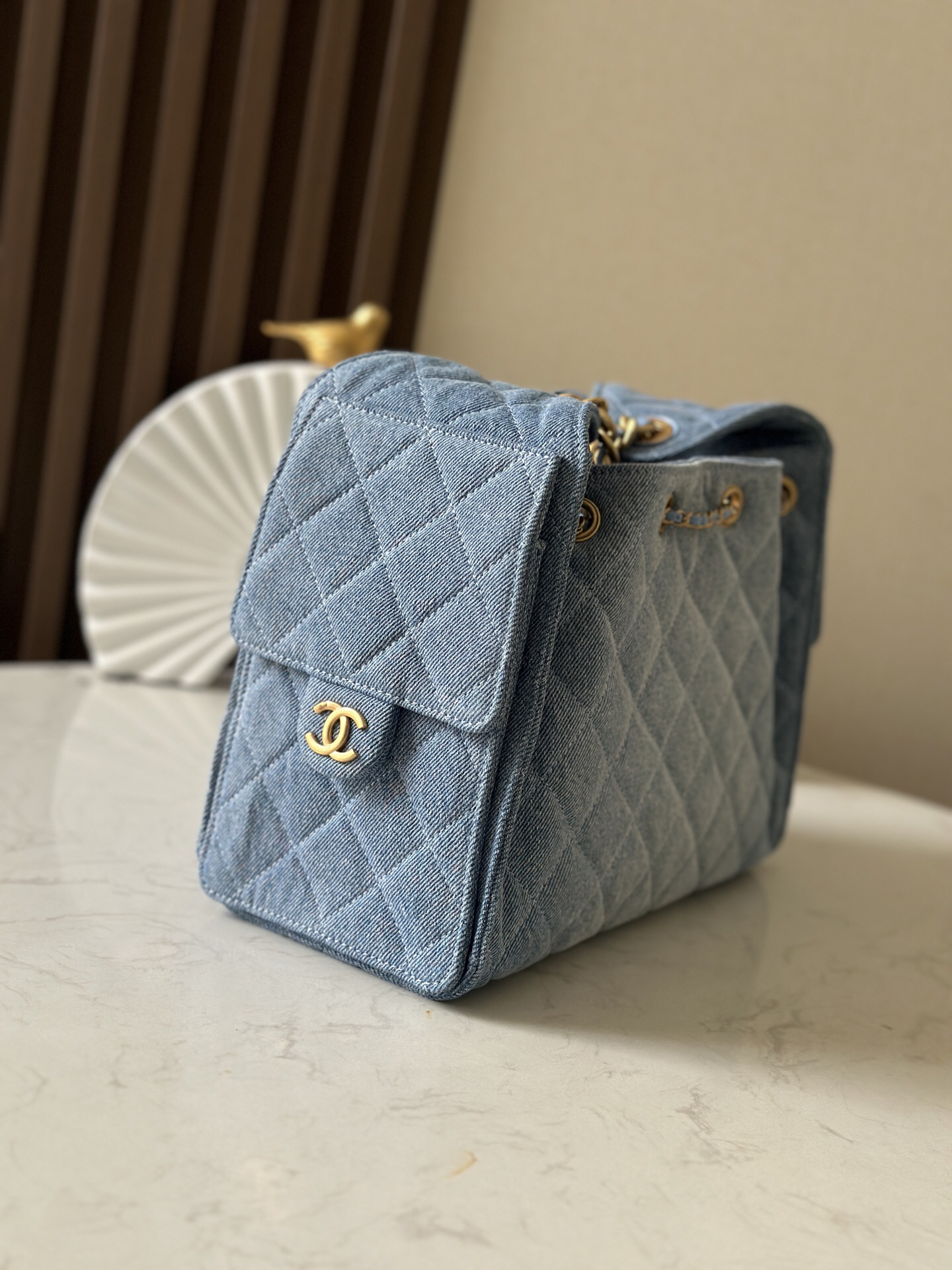 Chanel Hobo Shoulder Bag in Cowhide and Blue Denim - Image 2