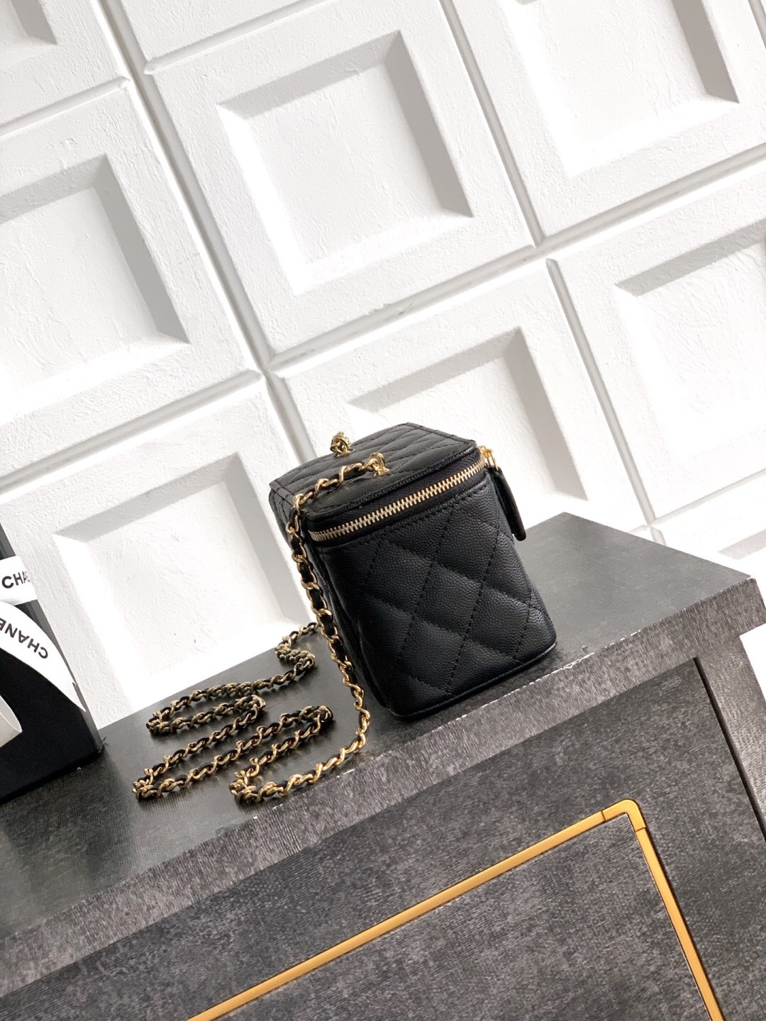 Chanel 26C Chain Crossbody Box Bag AP5039 - Image 2