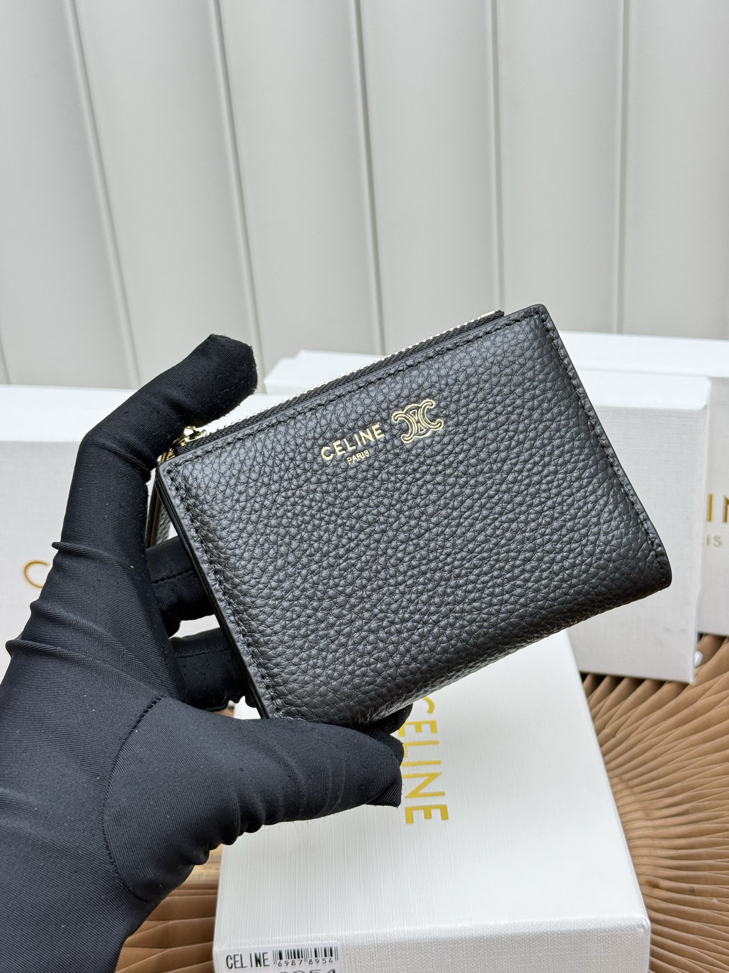 CELINE Short Leather Wallet - Image 2