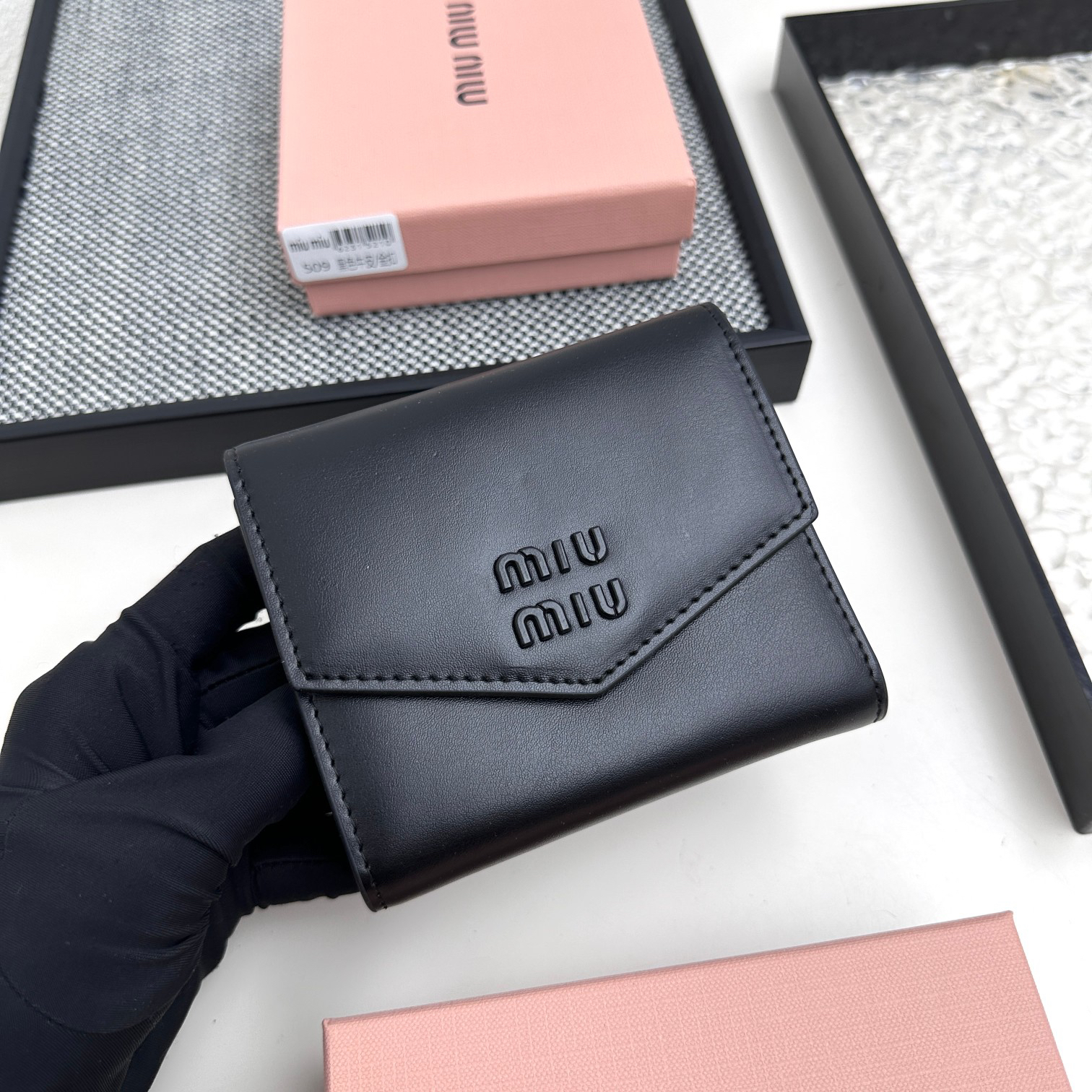 Miu Miu Trifold Leather Wallet - Image 2